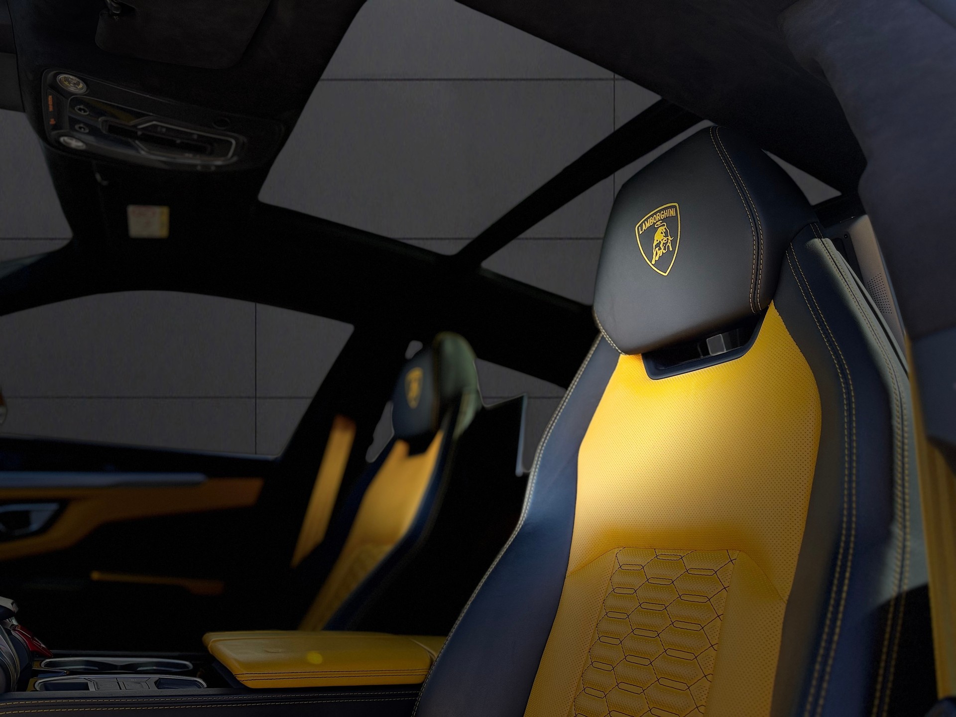 LAMBORGHINI Urus E-Gear-image-16
