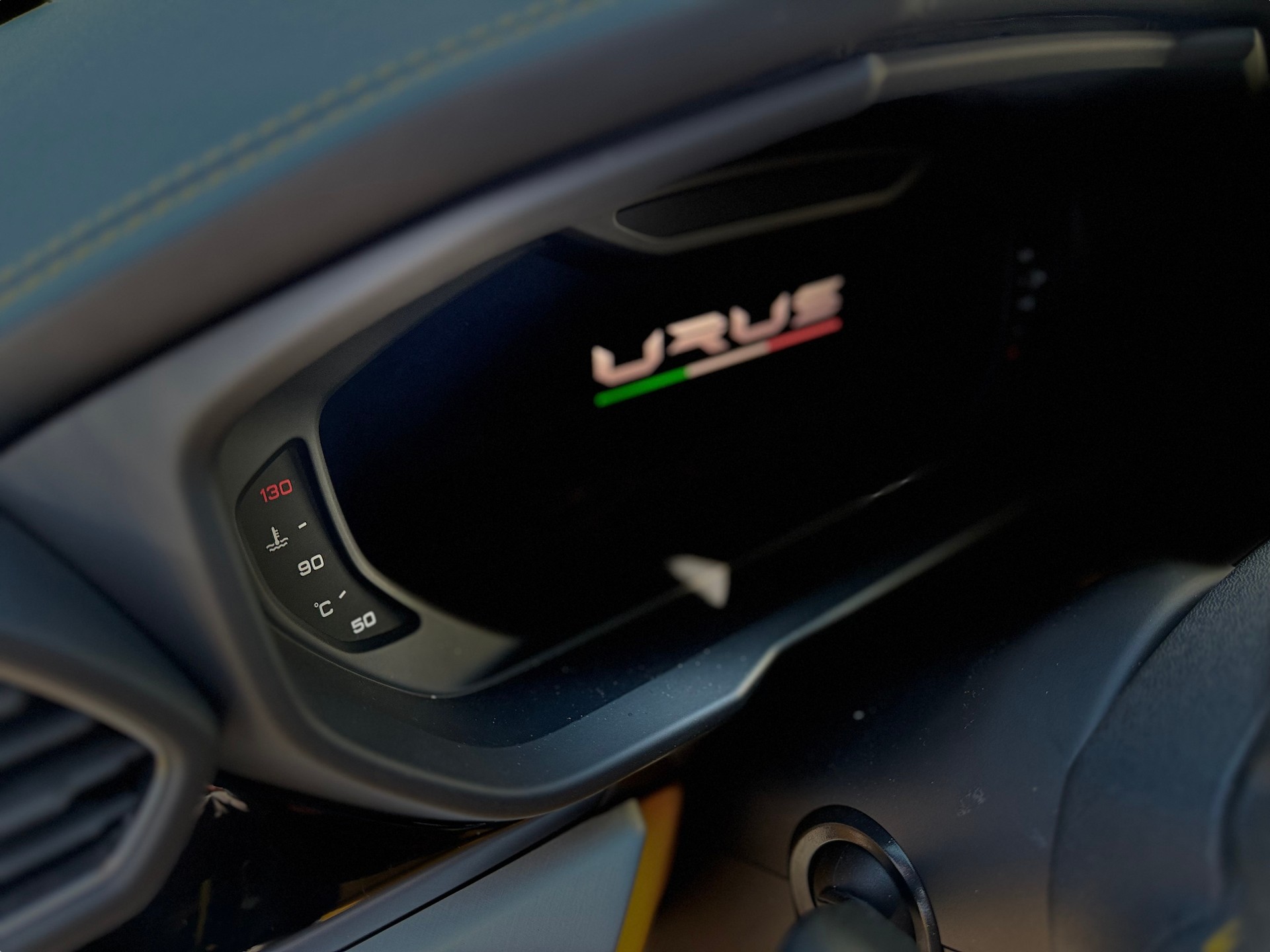 LAMBORGHINI Urus E-Gear-image-20