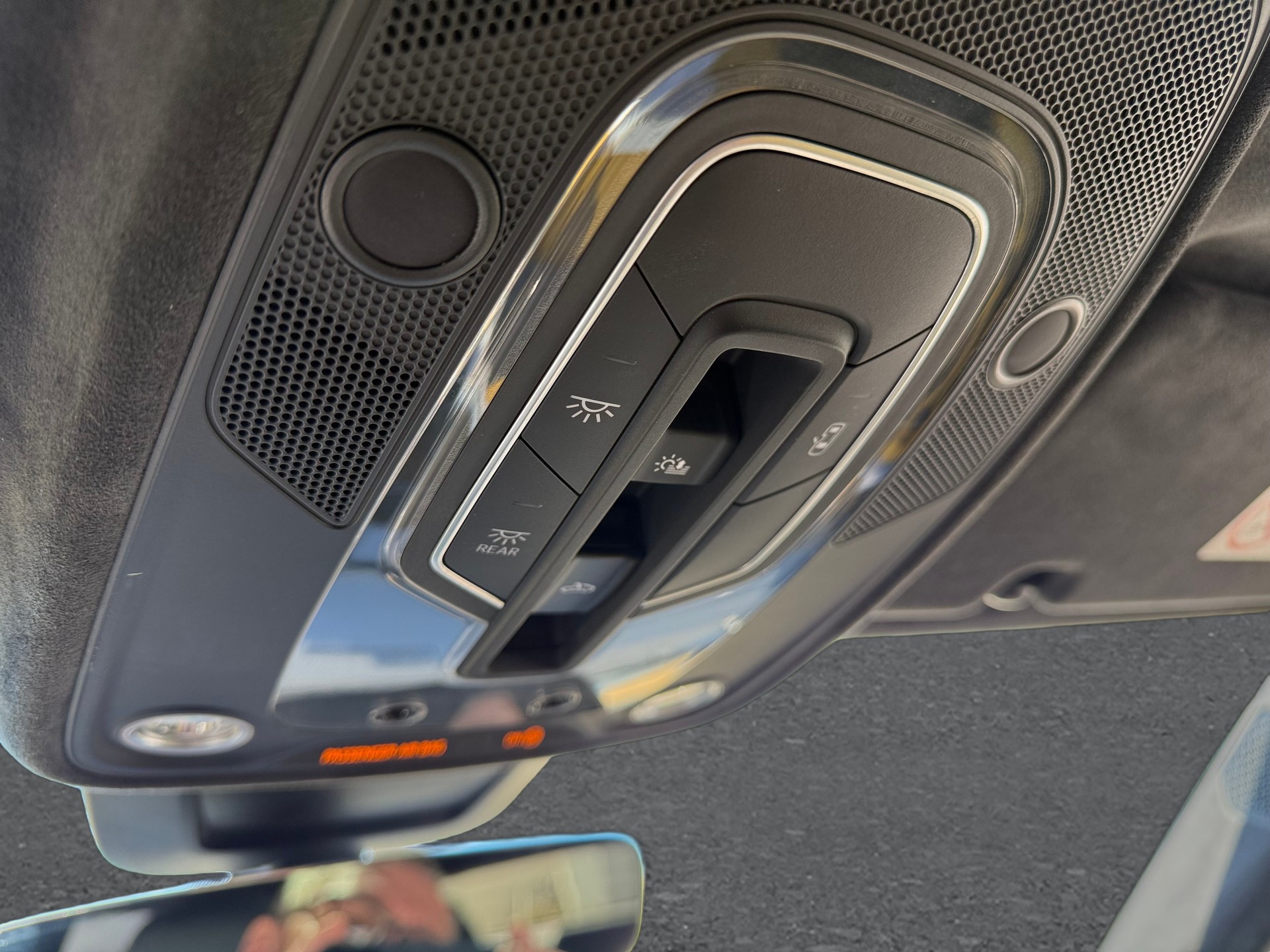 LAMBORGHINI Urus E-Gear-image-25