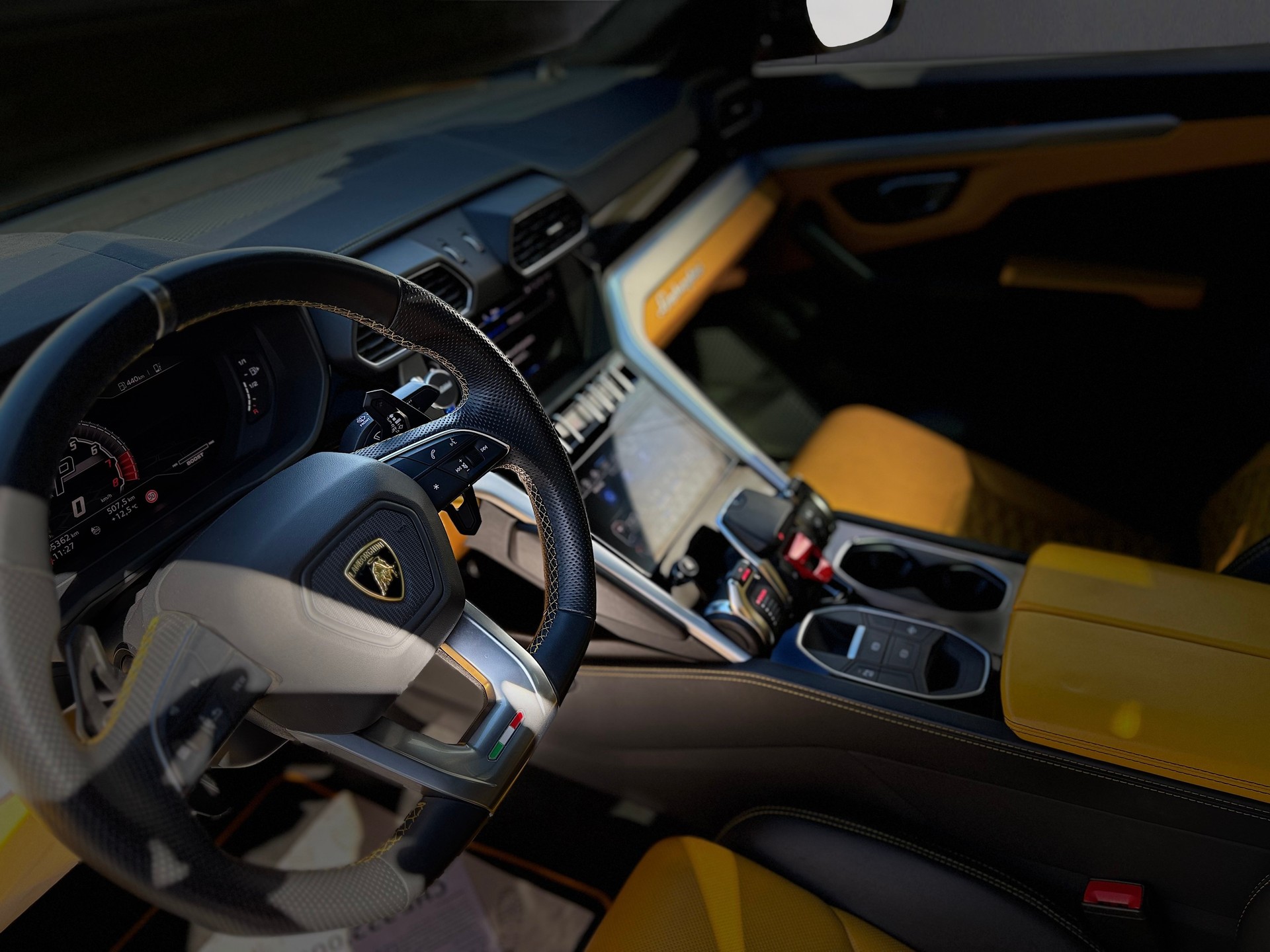 LAMBORGHINI Urus E-Gear-image-17