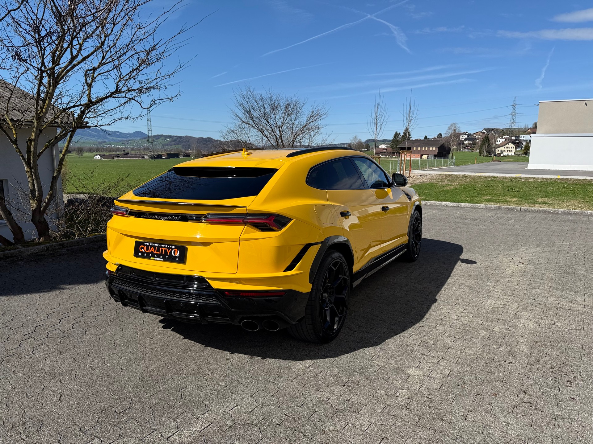 LAMBORGHINI Urus E-Gear-image-8