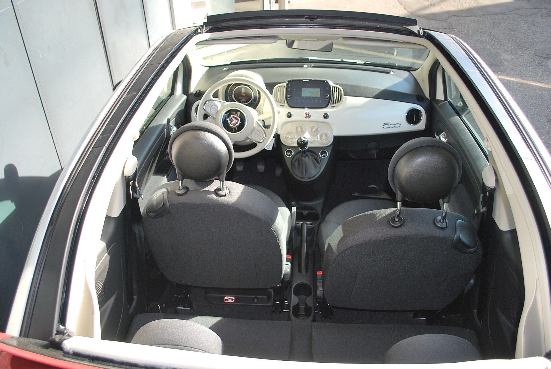 FIAT 500 1.0 N3 MildHybrid Swiss Edition-image-7