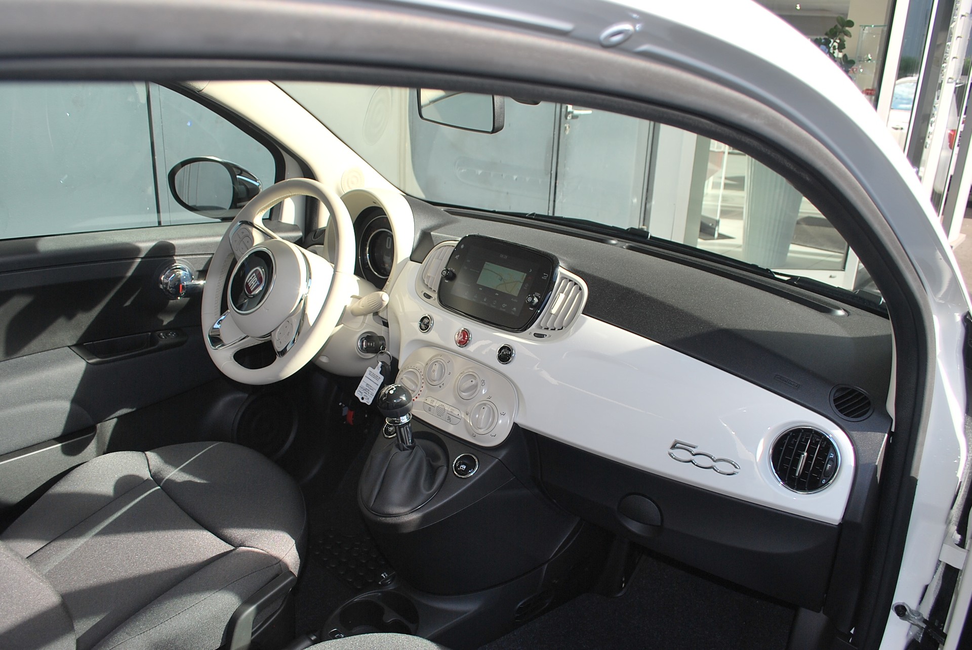 FIAT 500 1.0 N3 MildHybrid Swiss Edition-image-8
