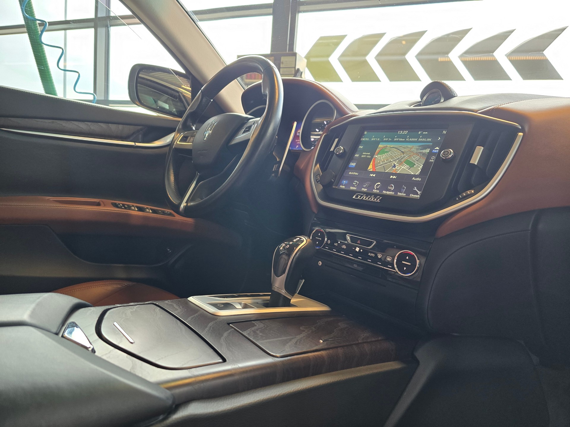 MASERATI Ghibli S Q4 3.0 V6 Automatica-image-13