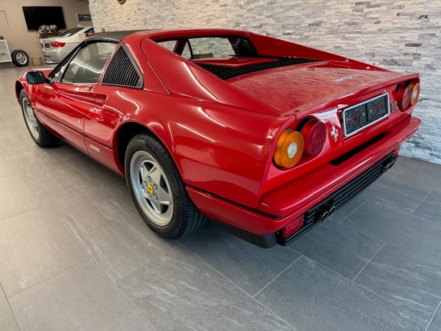 FERRARI GTS-image-7