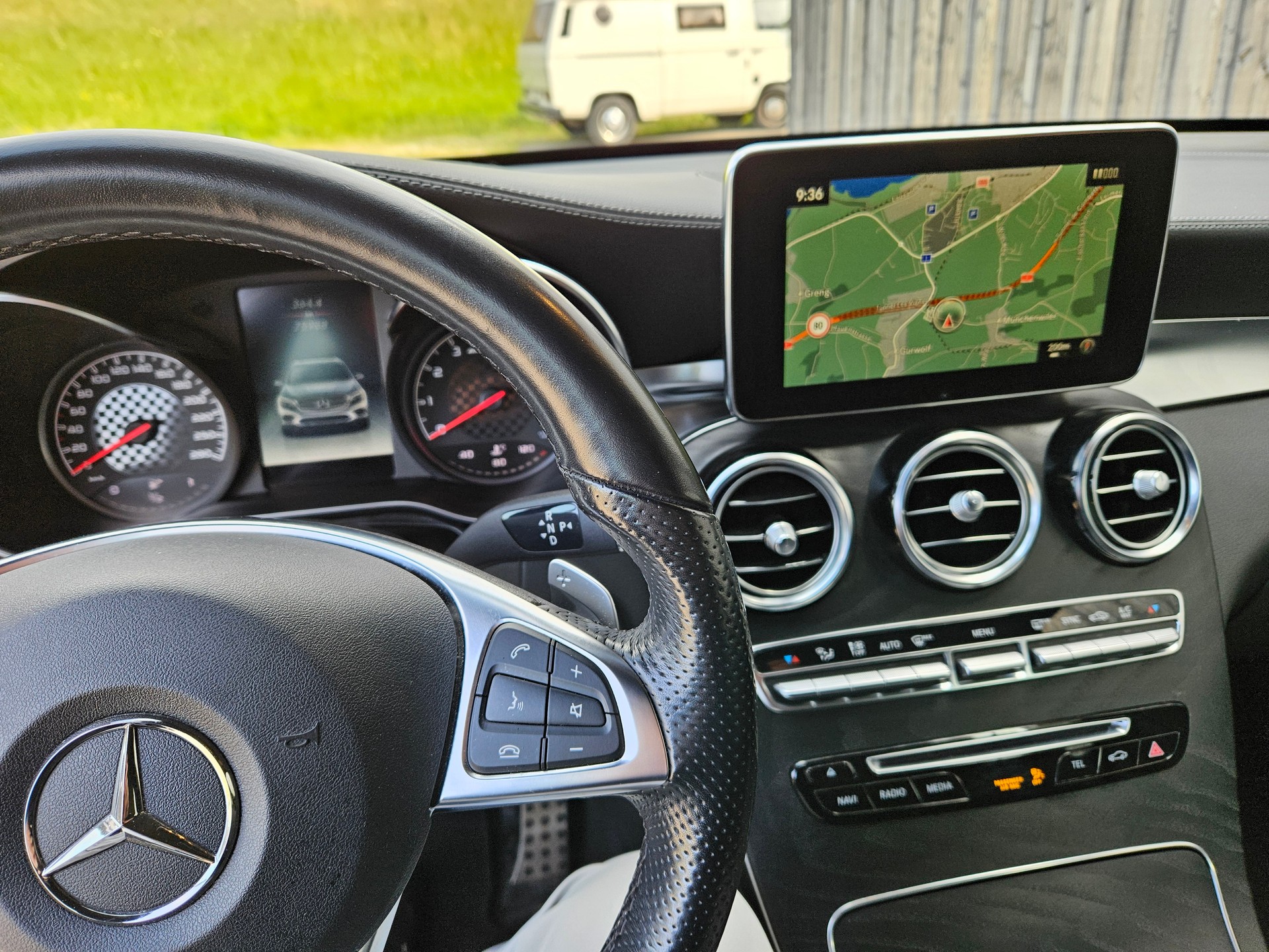 MERCEDES-BENZ GLC 43 AMG 4Matic 9G-Tronic-image-5