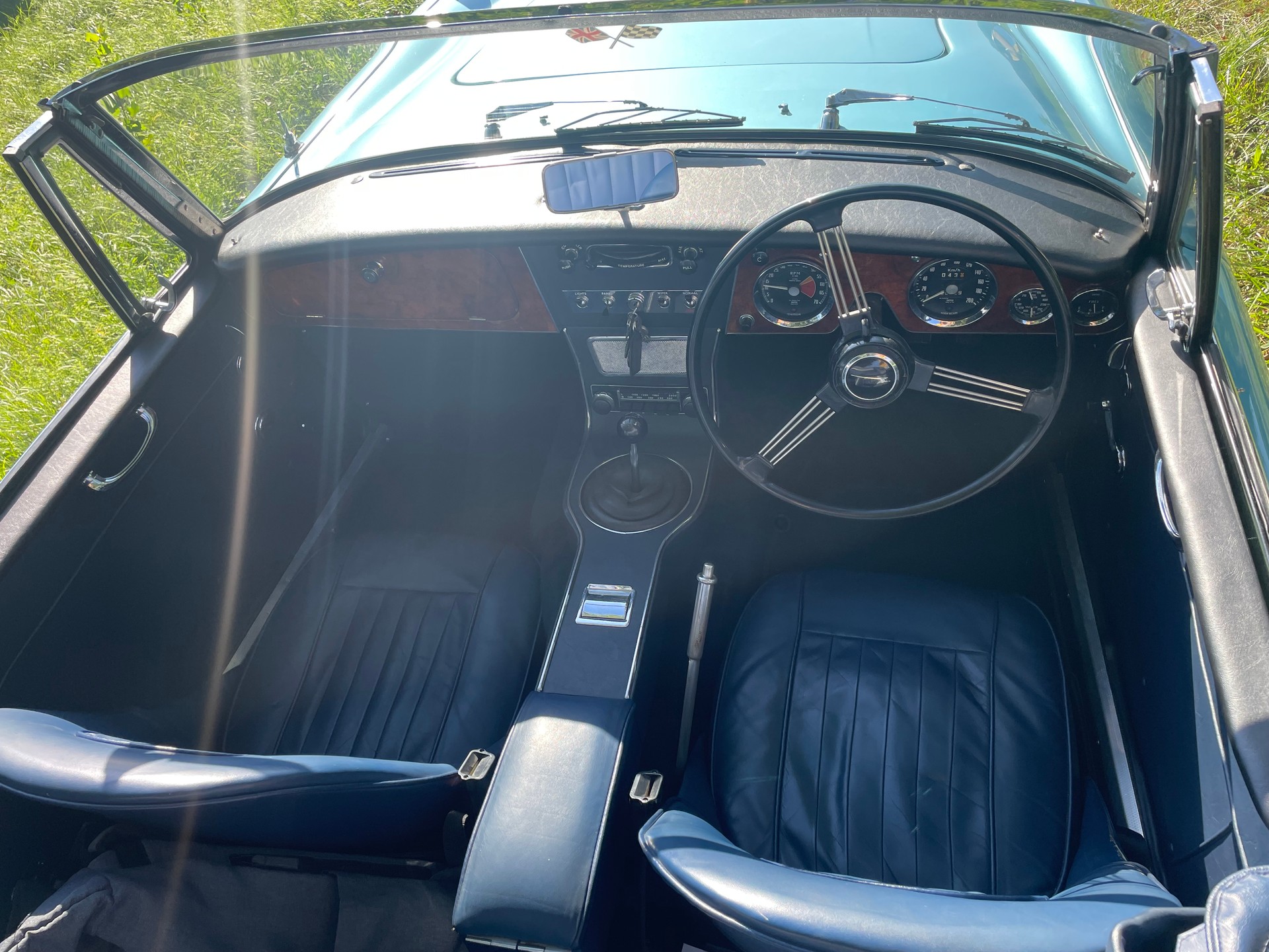 AUSTIN-HEALEY MK III 3000 Sport-image-8