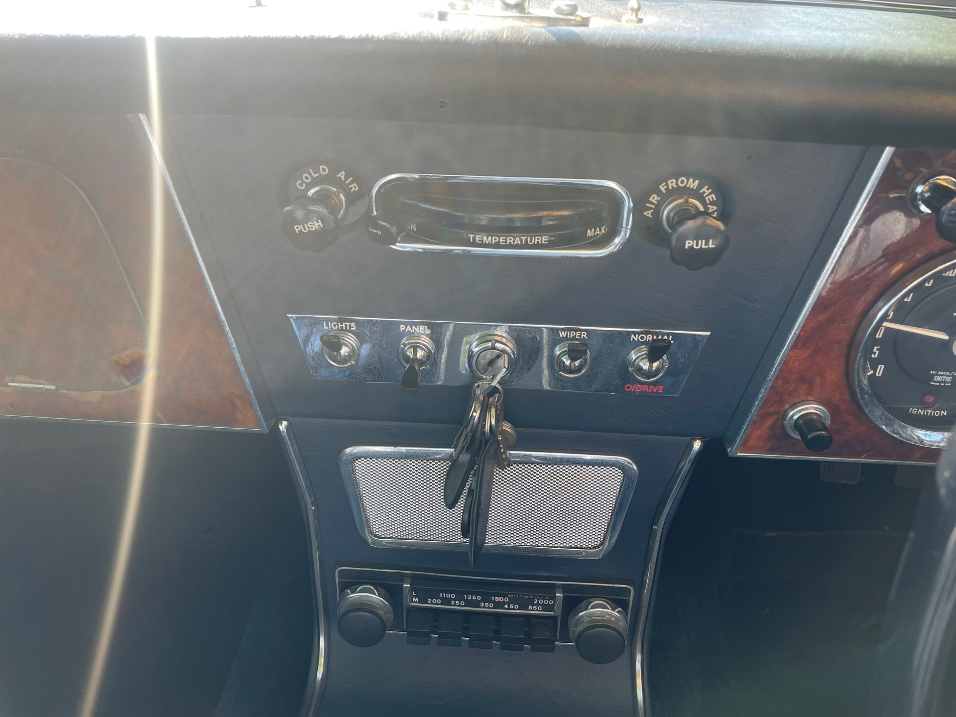AUSTIN-HEALEY MK III 3000 Sport-image-9