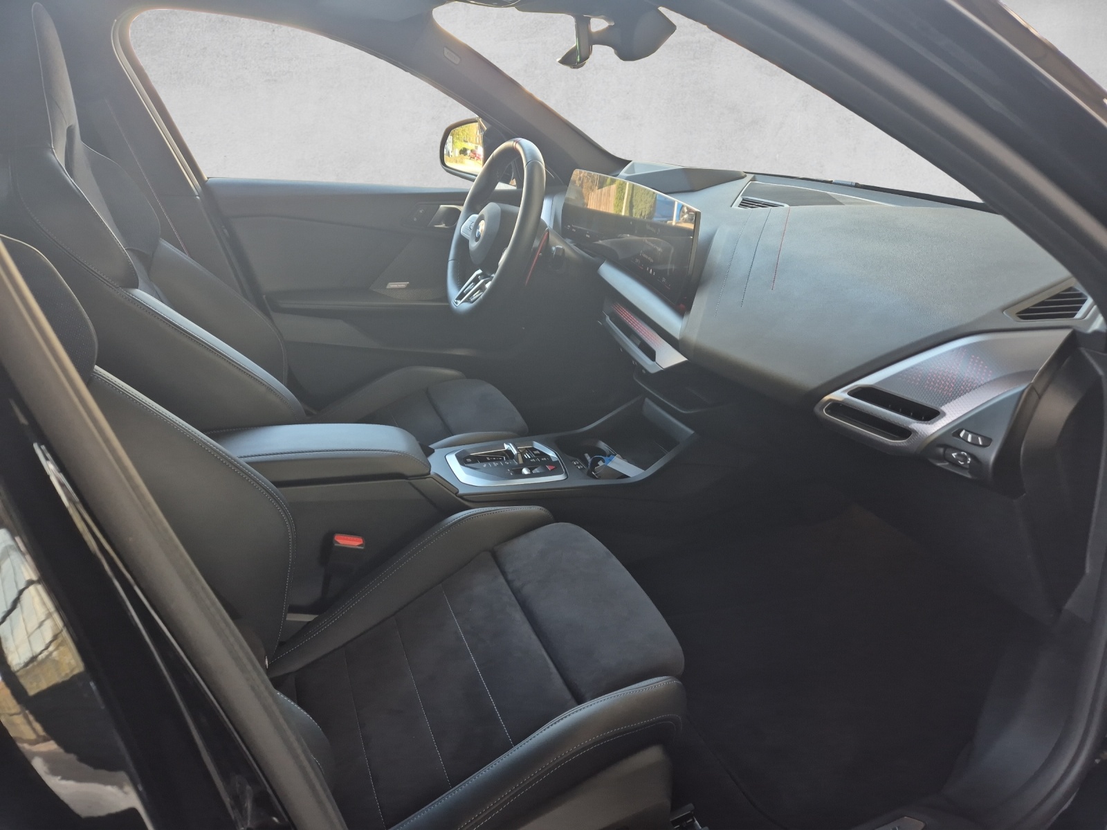 BMW M135 xDrive M Sport Pro-showroom-element-3