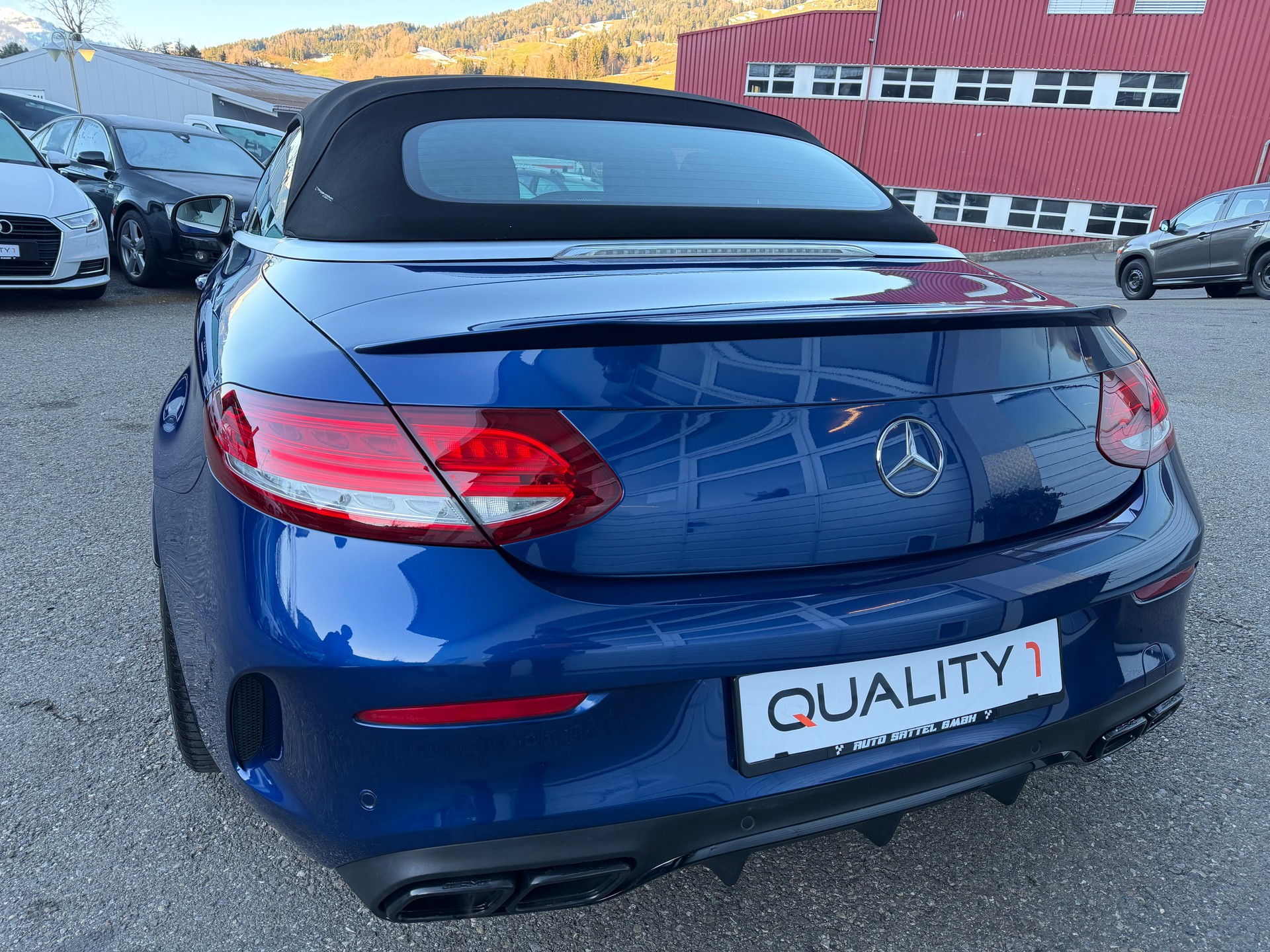 MERCEDES-BENZ C 63 Cabriolet AMG Speedshift-image-2