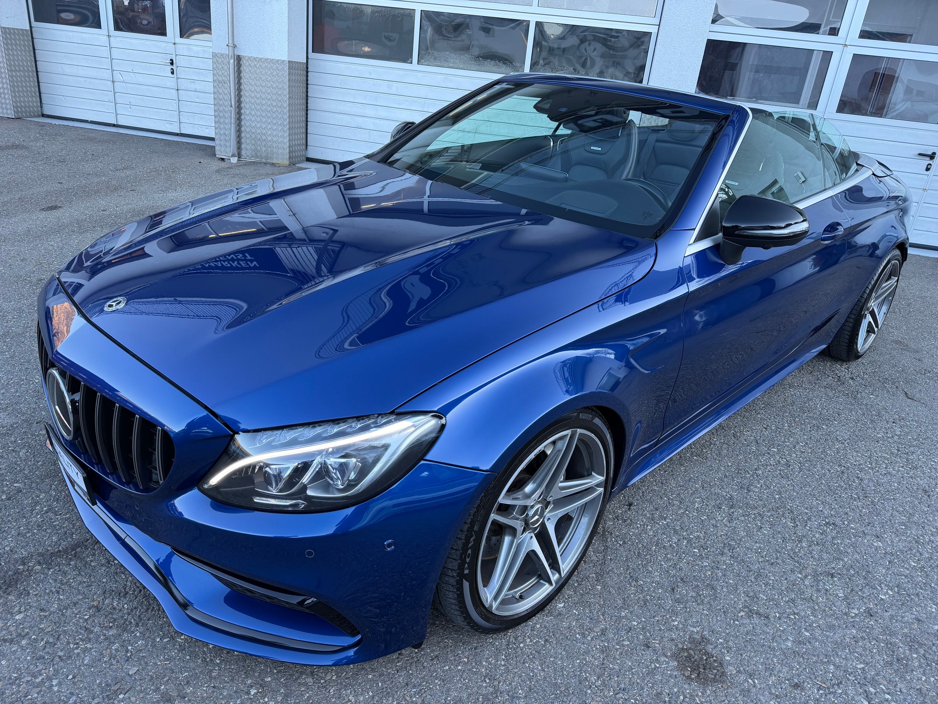 MERCEDES-BENZ C 63 Cabriolet AMG Speedshift-image-4