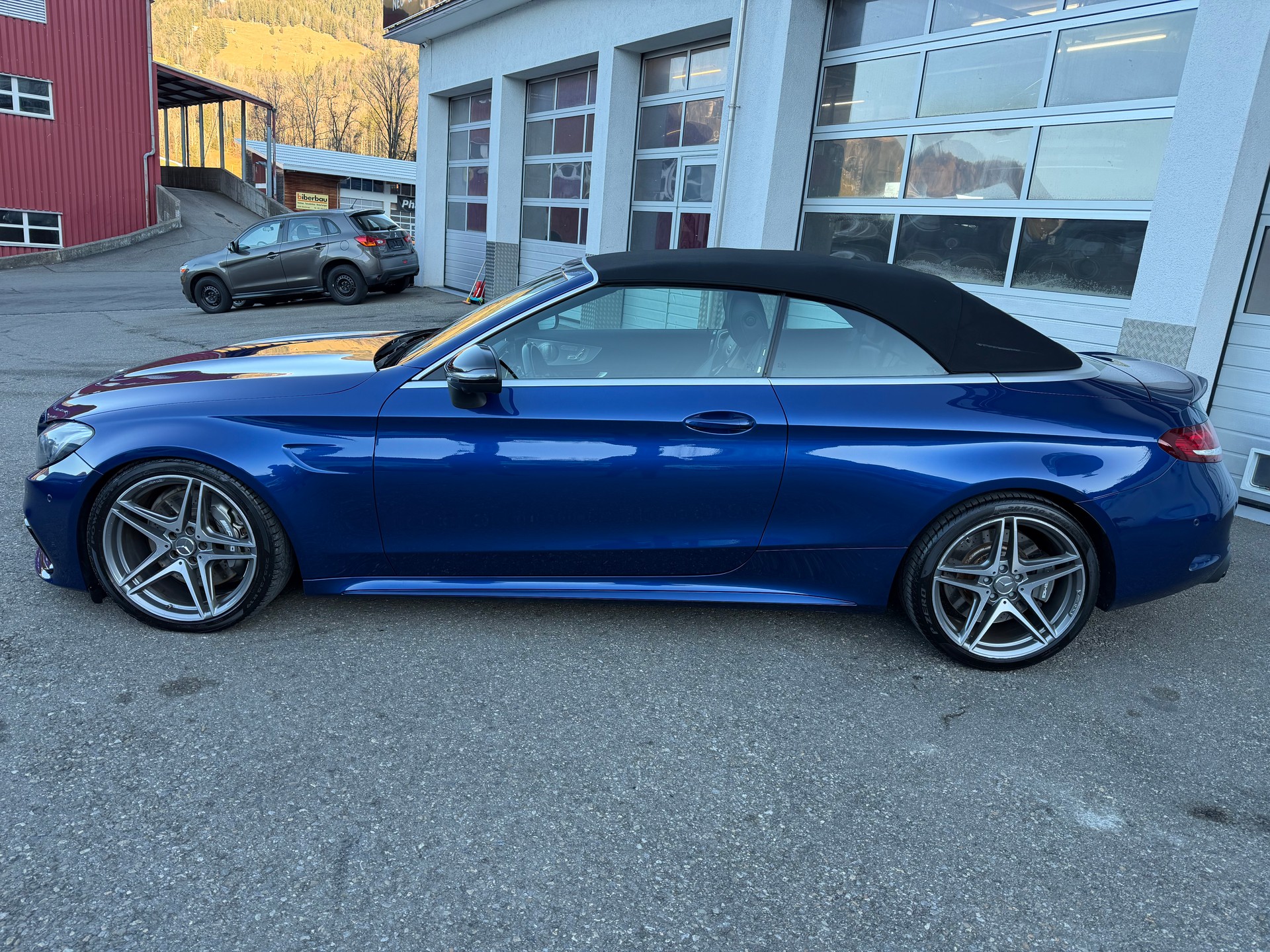 MERCEDES-BENZ C 63 Cabriolet AMG Speedshift-image-1