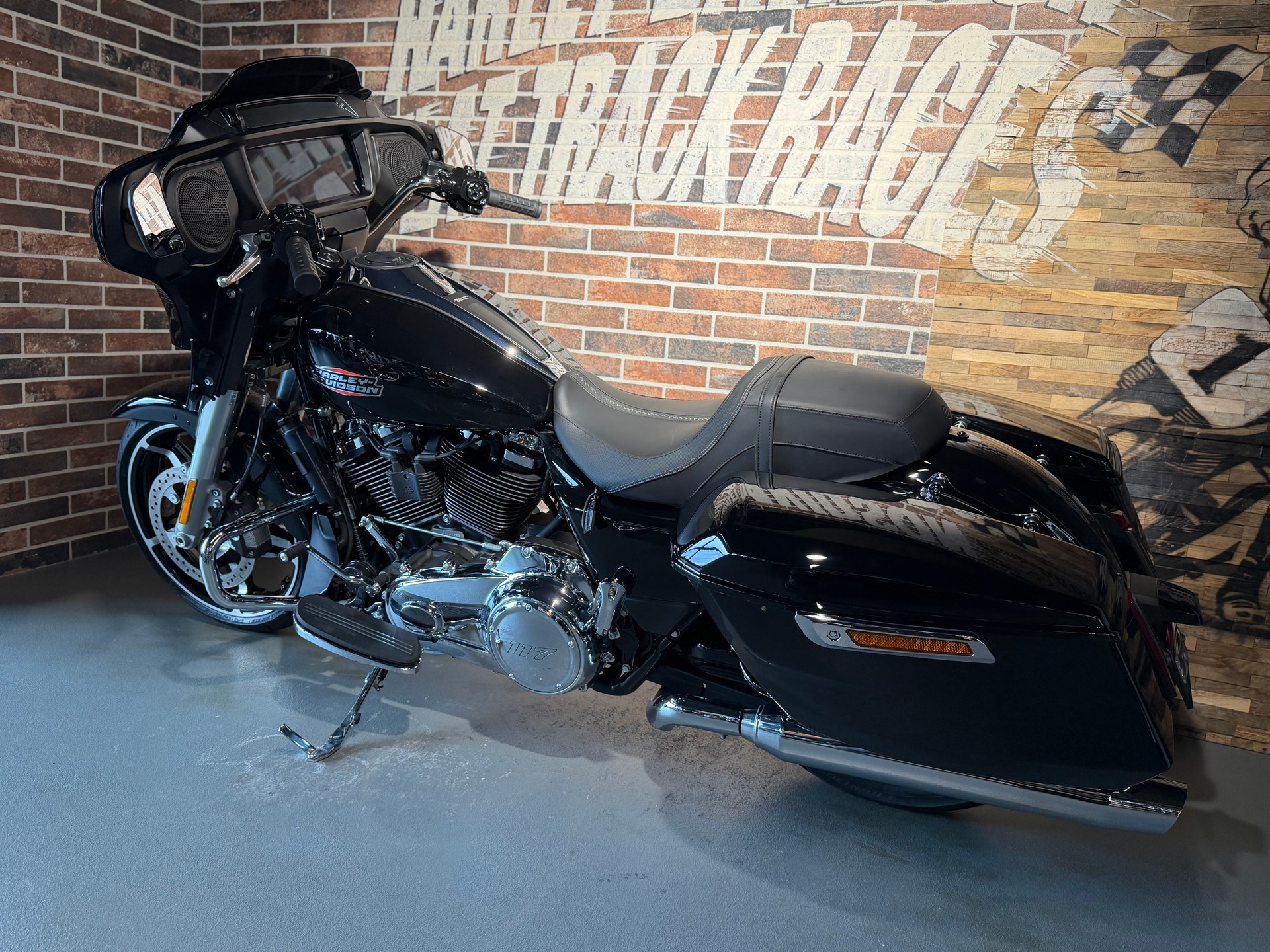 HARLEY-DAVIDSON FLHX Street Glide 117-image-7