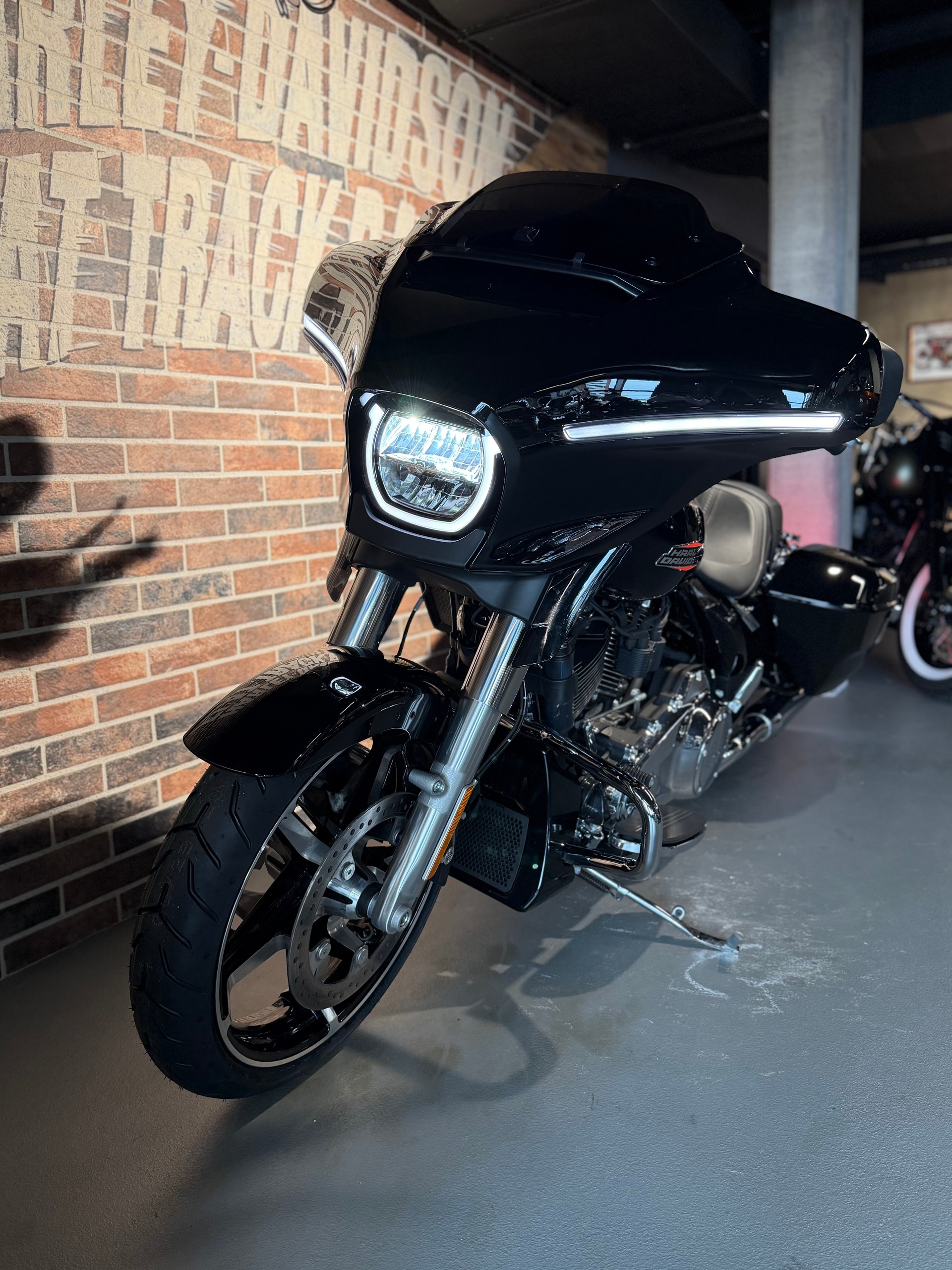 HARLEY-DAVIDSON FLHX Street Glide 117-image-1