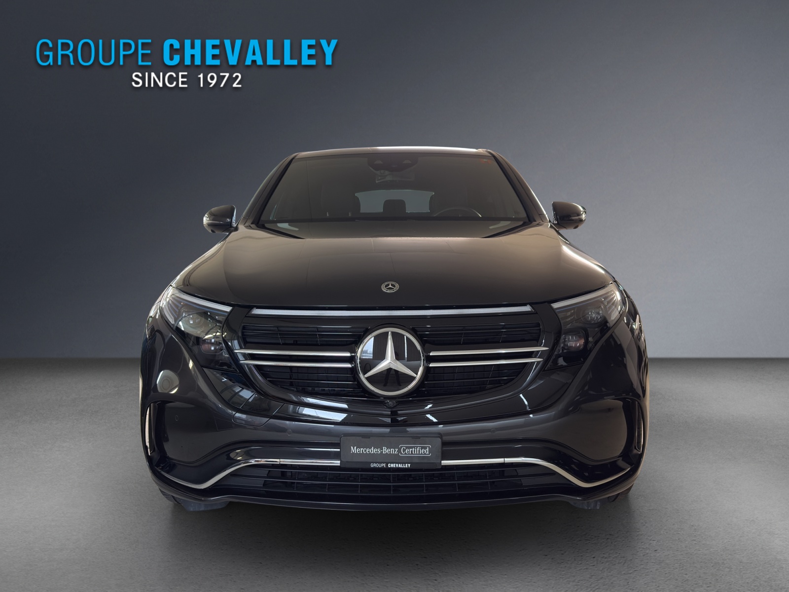 MERCEDES-BENZ EQC 400 4Matic EQ Star-showroom-element-1
