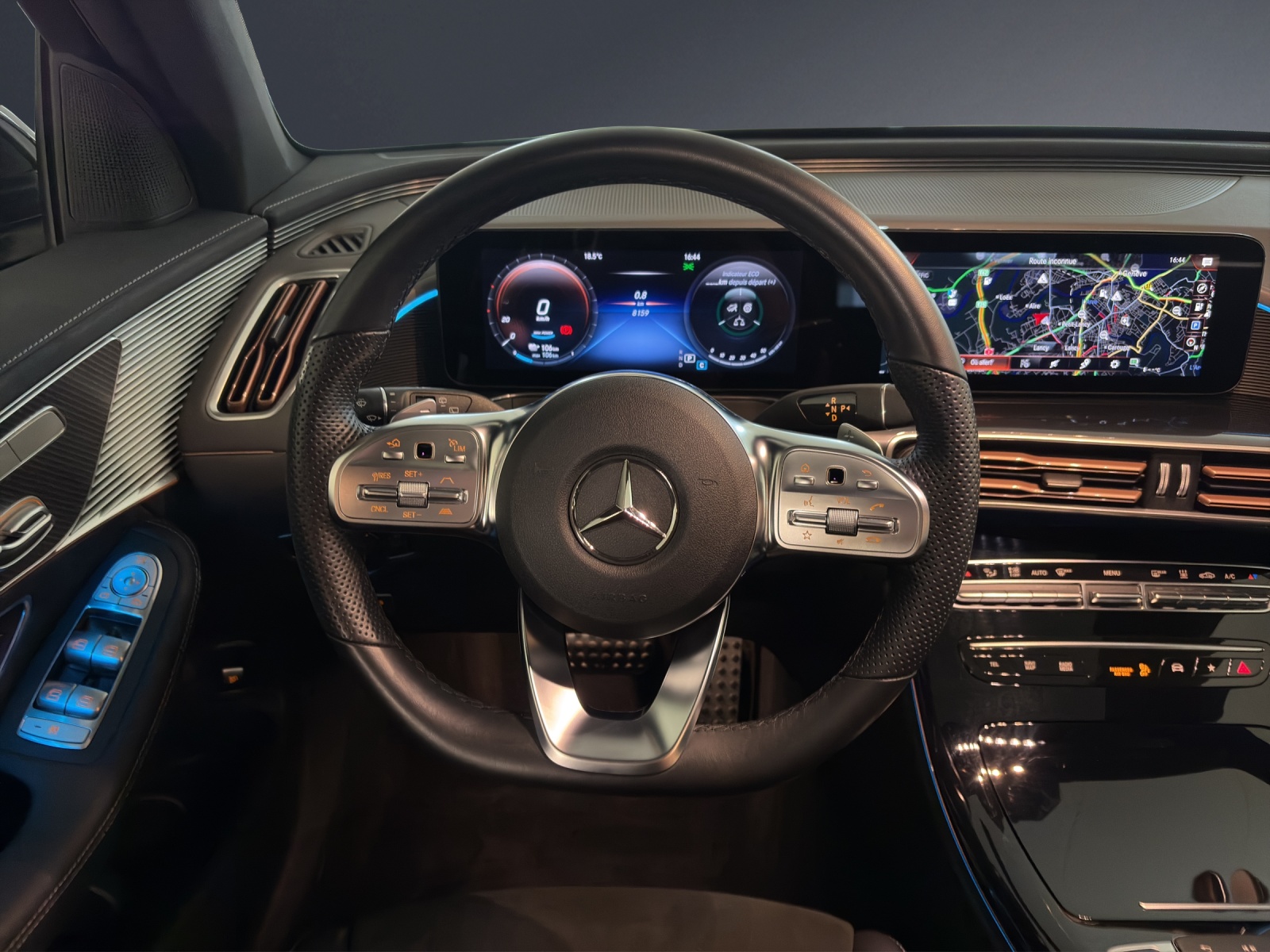 MERCEDES-BENZ EQC 400 4Matic EQ Star-image-13