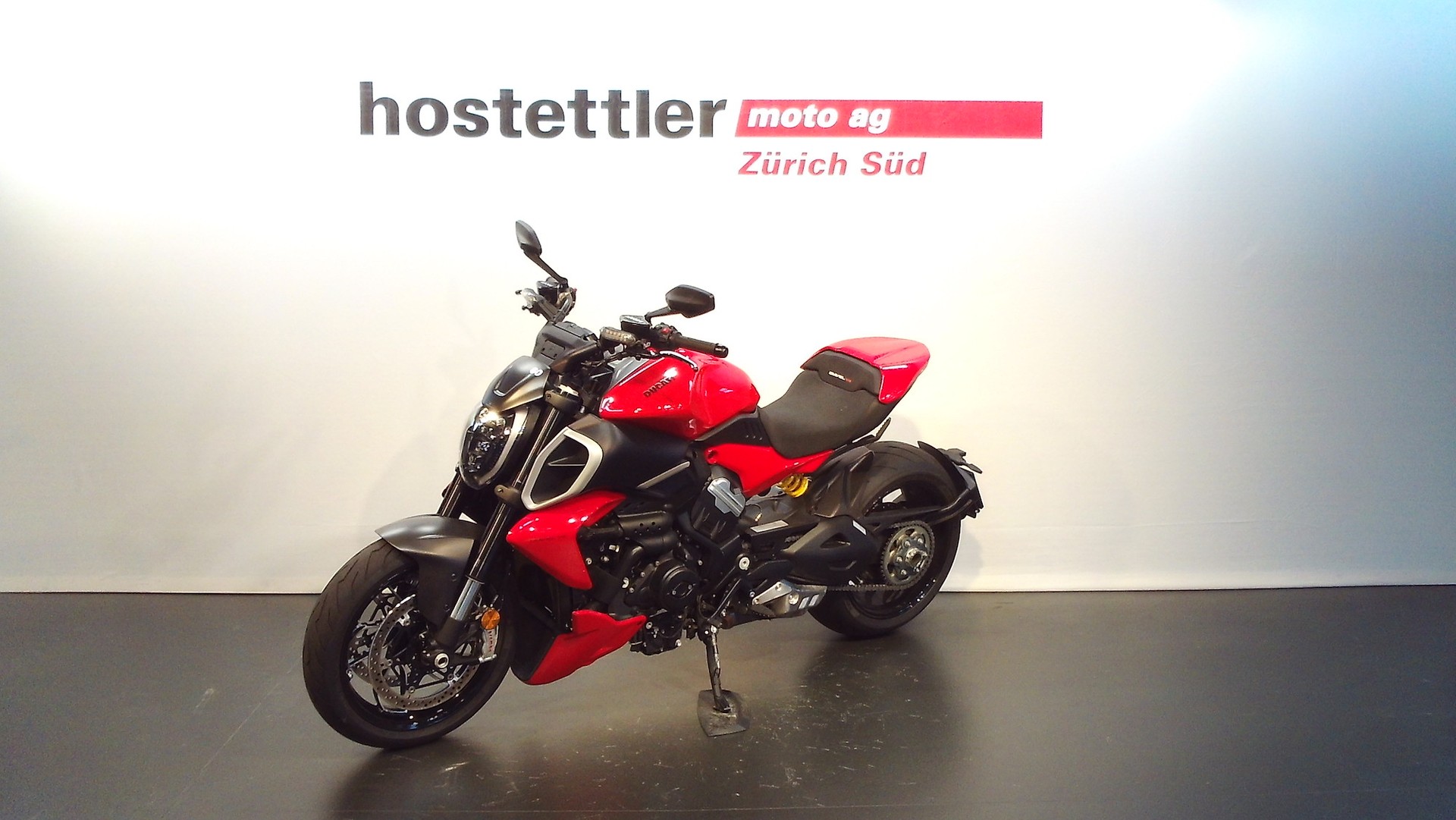 DUCATI Diavel V4-image-3