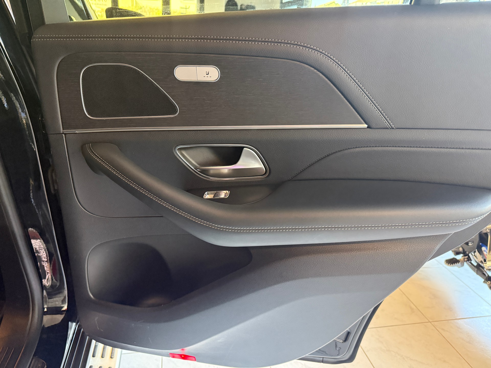 MERCEDES-BENZ GLE 450 AMG Line 4matic-image-12