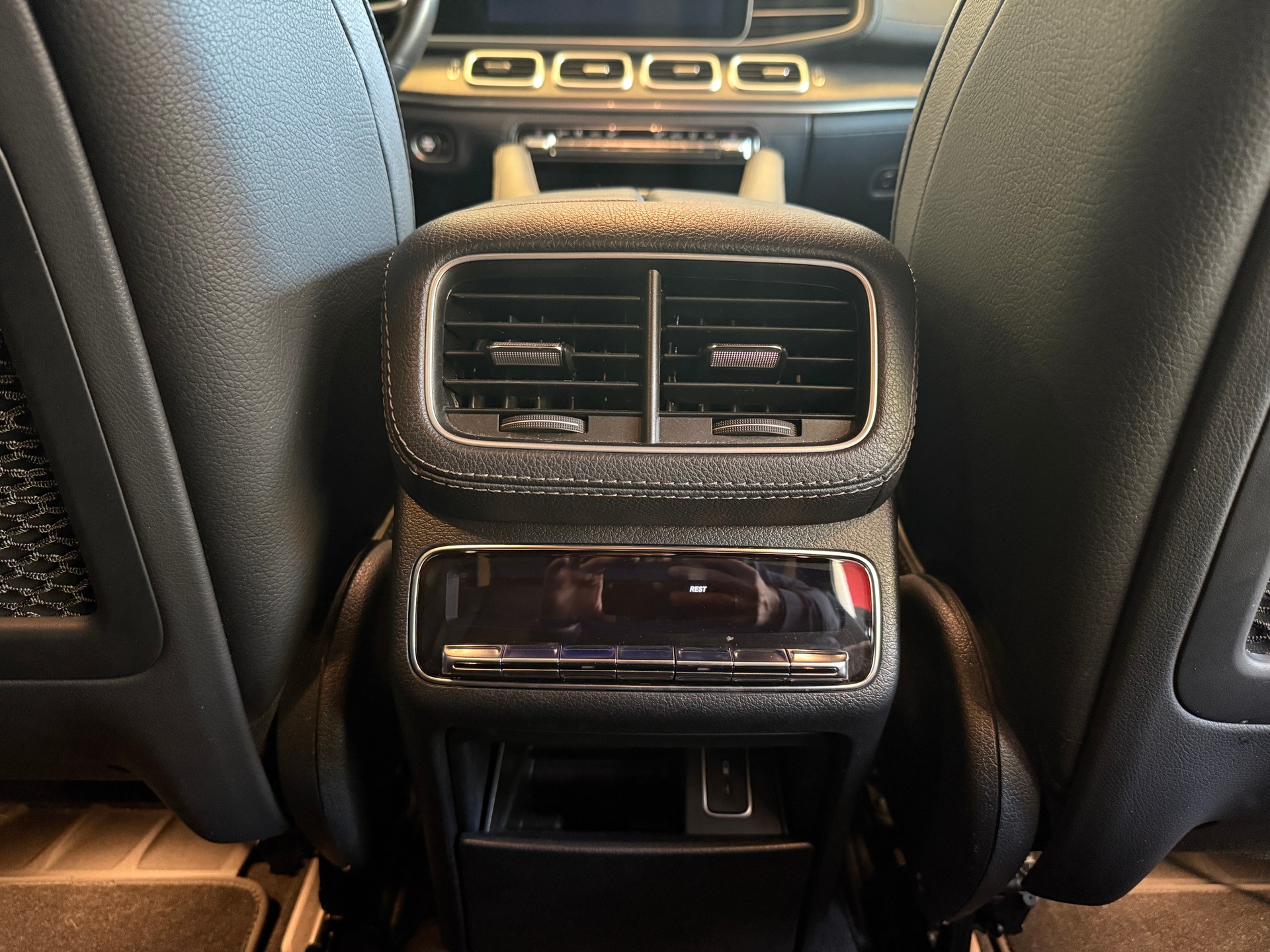 MERCEDES-BENZ GLE 450 AMG Line 4matic-image-11