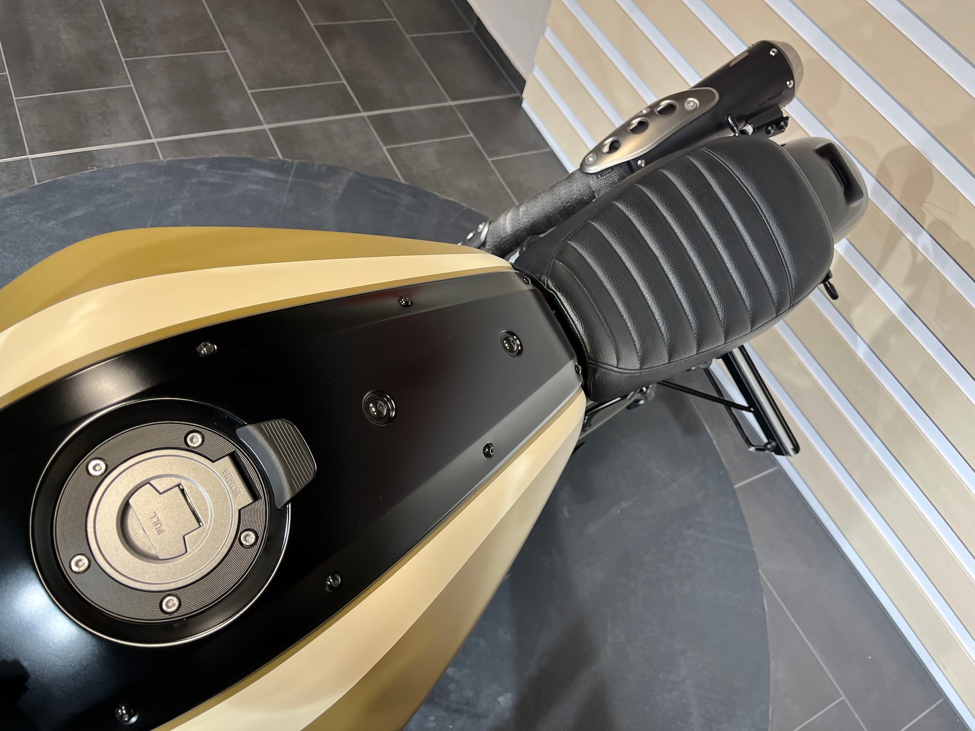YAMAHA XSR 700 Coyote 2-image-12
