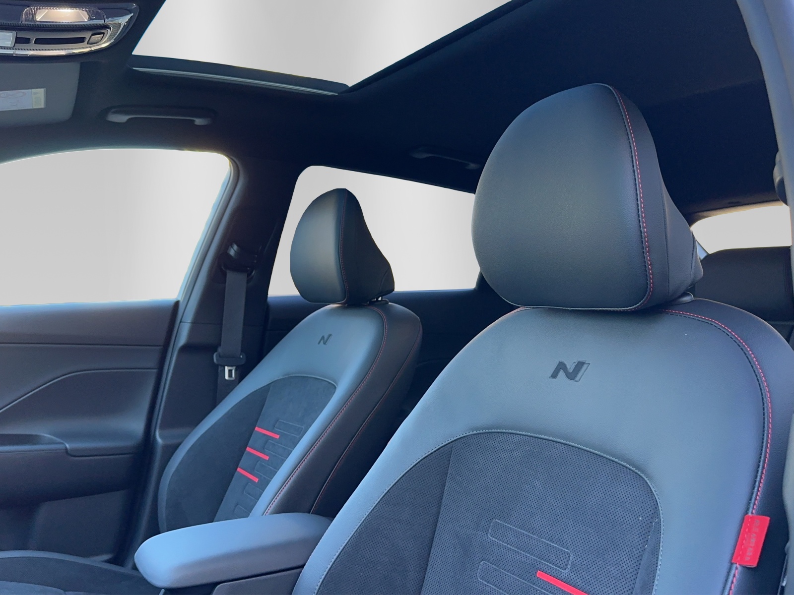 HYUNDAI Kona 1.6 HEV N Line-image-12