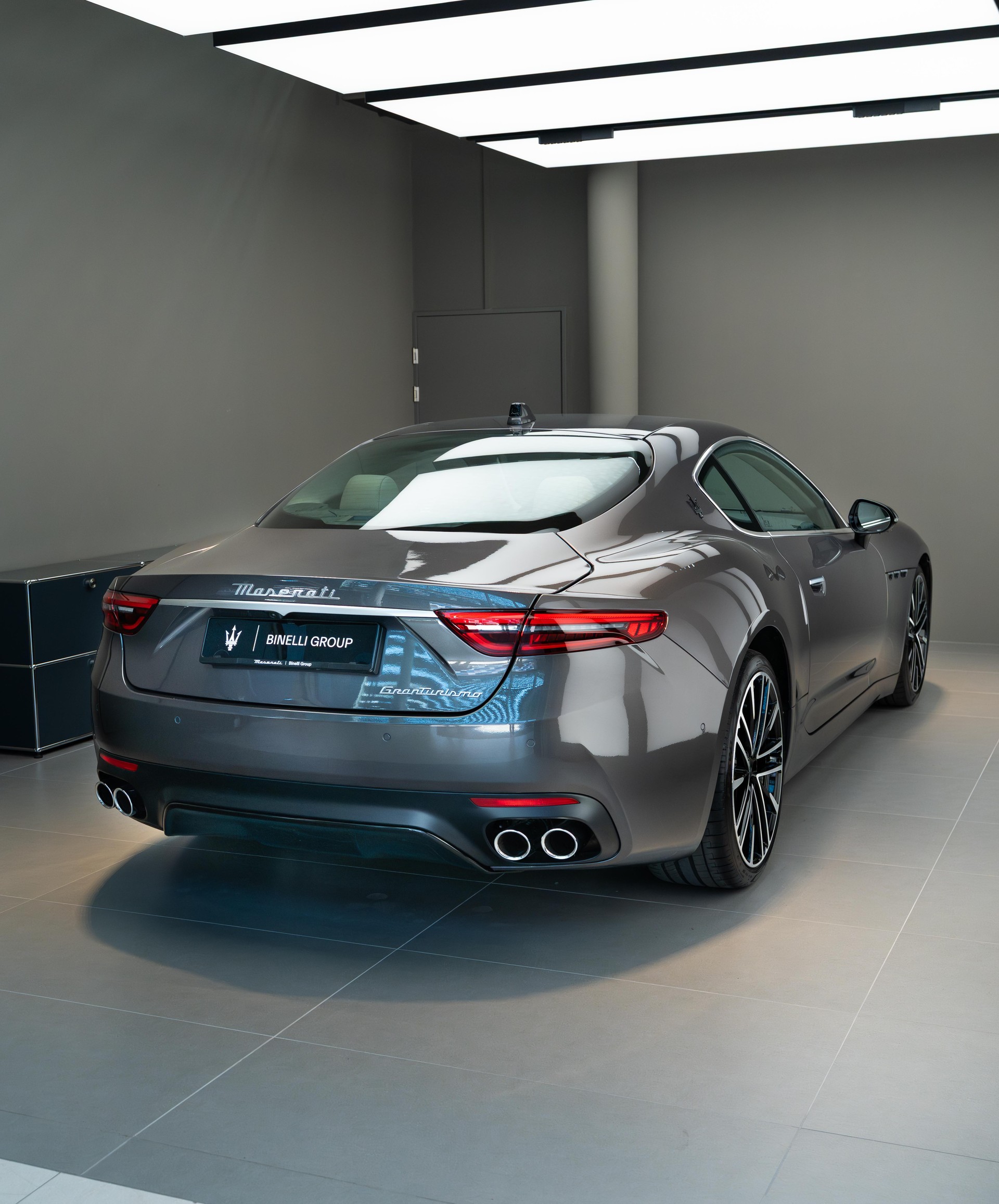 MASERATI GranTurismo Modena Automatica - Grigio Maratea - 2.99% Leasing-image-6