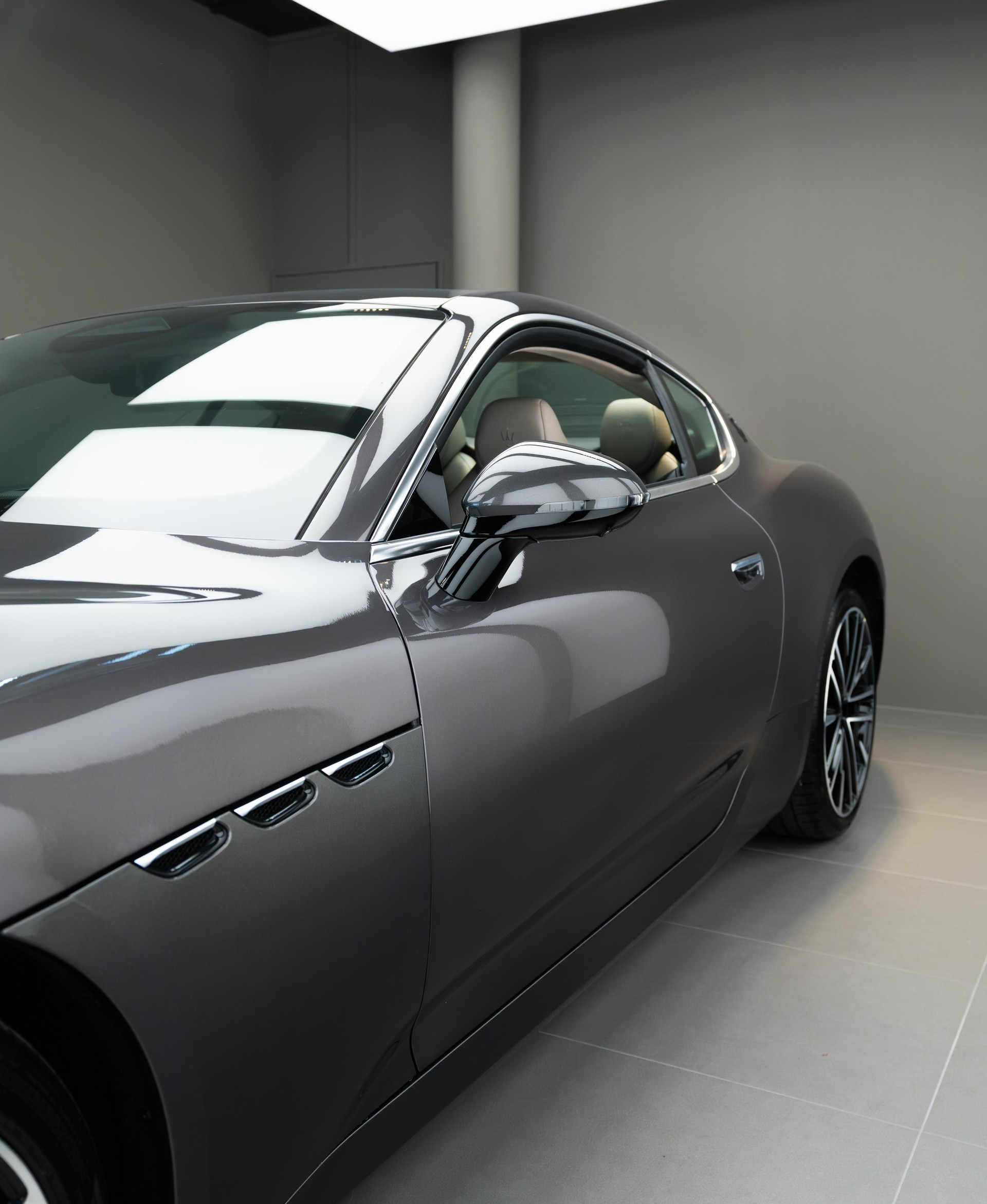 MASERATI GranTurismo Modena Automatica - Grigio Maratea - 2.99% Leasing-showroom-element-3