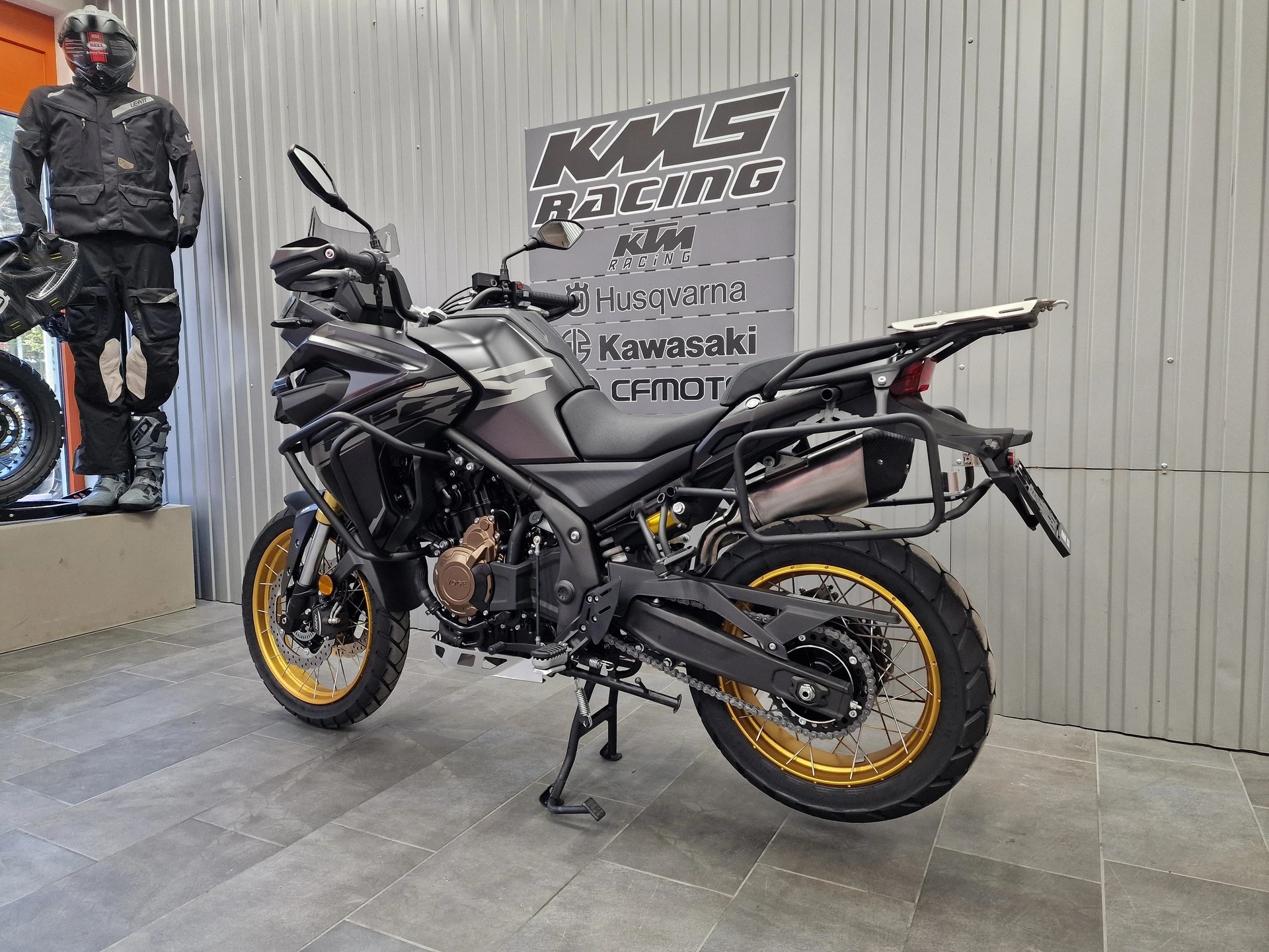 VOGE 625 DSX-image-3