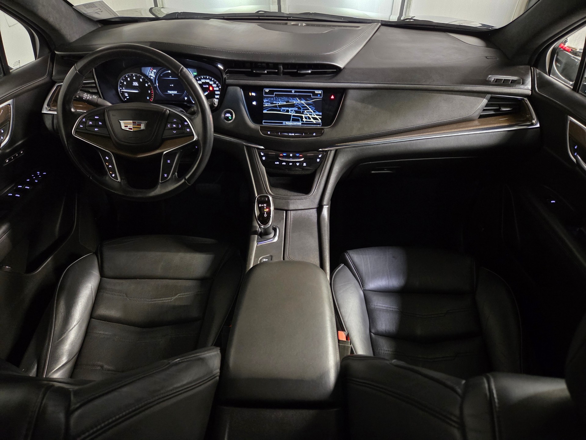 CADILLAC XT5 3.6 V6 Platinum AWD-image-7