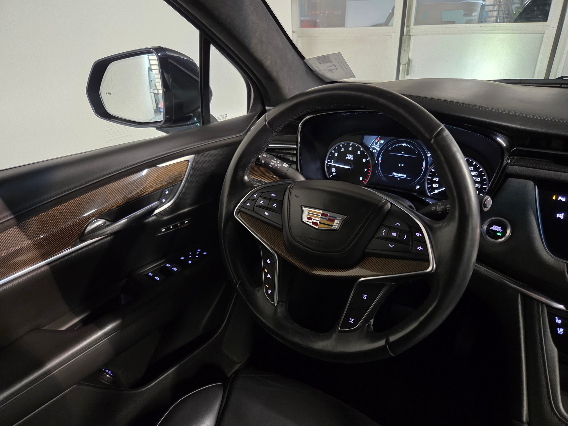 CADILLAC XT5 3.6 V6 Platinum AWD-image-18