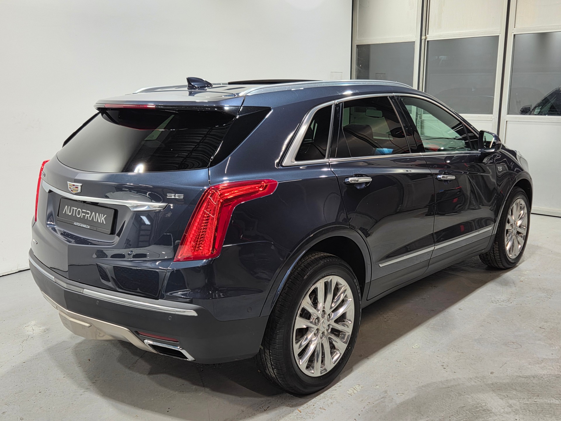 CADILLAC XT5 3.6 V6 Platinum AWD-image-17