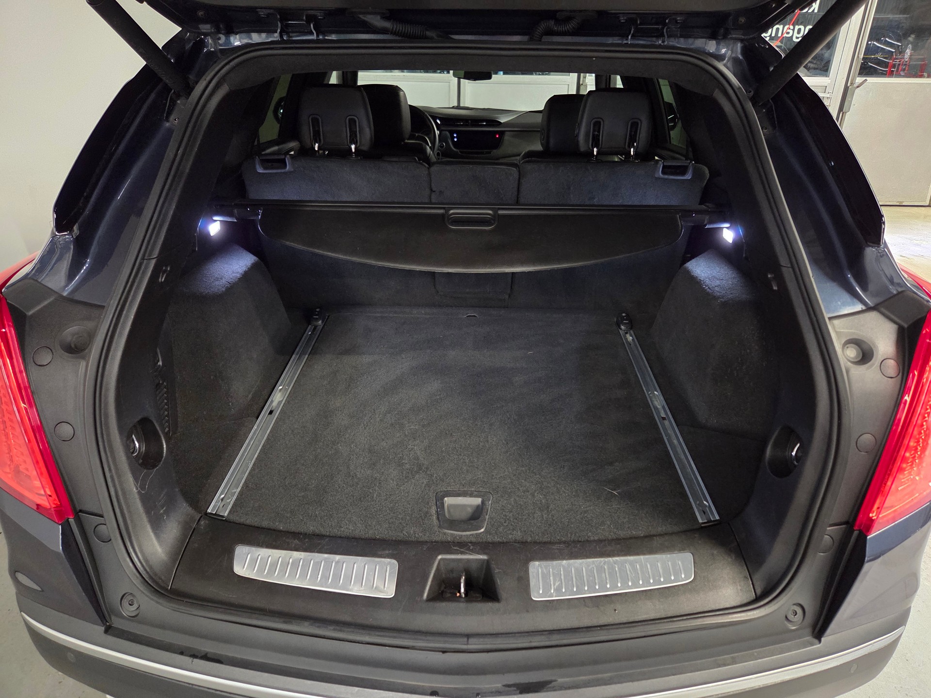 CADILLAC XT5 3.6 V6 Platinum AWD-image-23