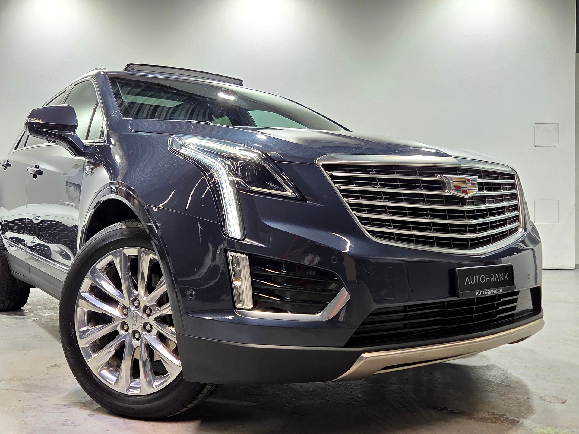 CADILLAC XT5 3.6 V6 Platinum AWD-image-9