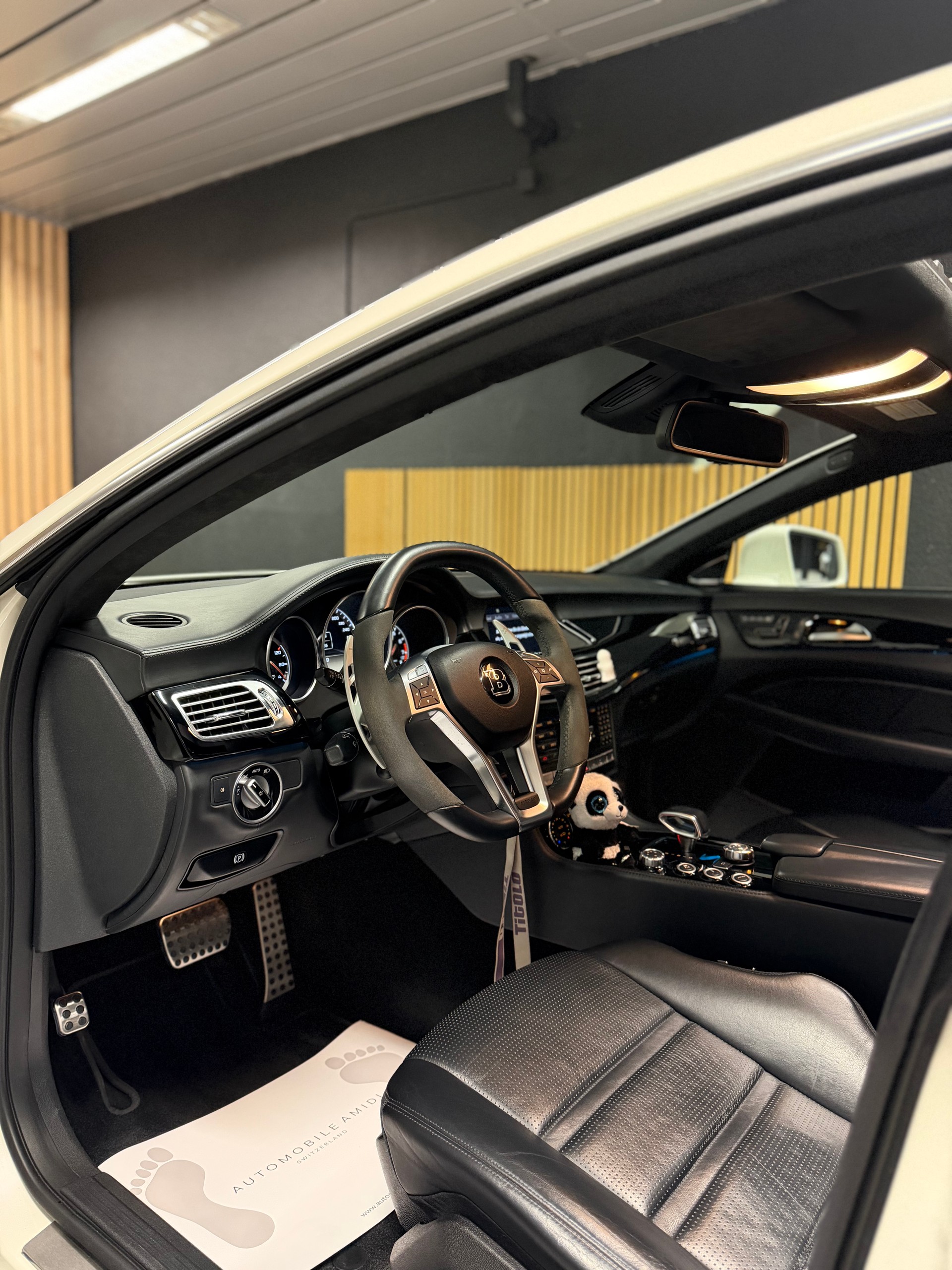 MERCEDES-BENZ CLS 63 AMG Speedshift MCT-image-8
