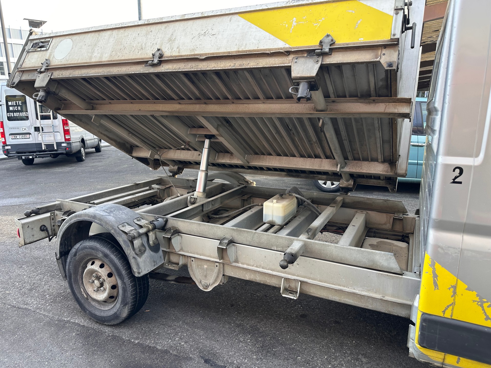 PEUGEOT Boxer 3.0 HDI 335 L2-image-11