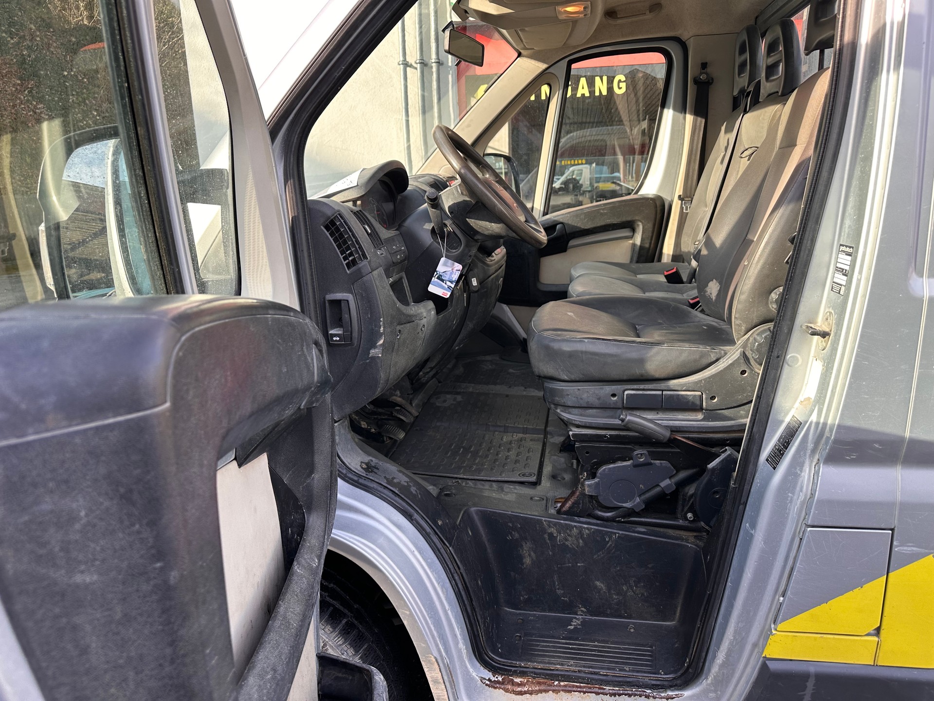 PEUGEOT Boxer 3.0 HDI 335 L2-image-10