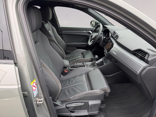 AUDI Q3 35 TFSI S line Attraction S-tronic-image-16