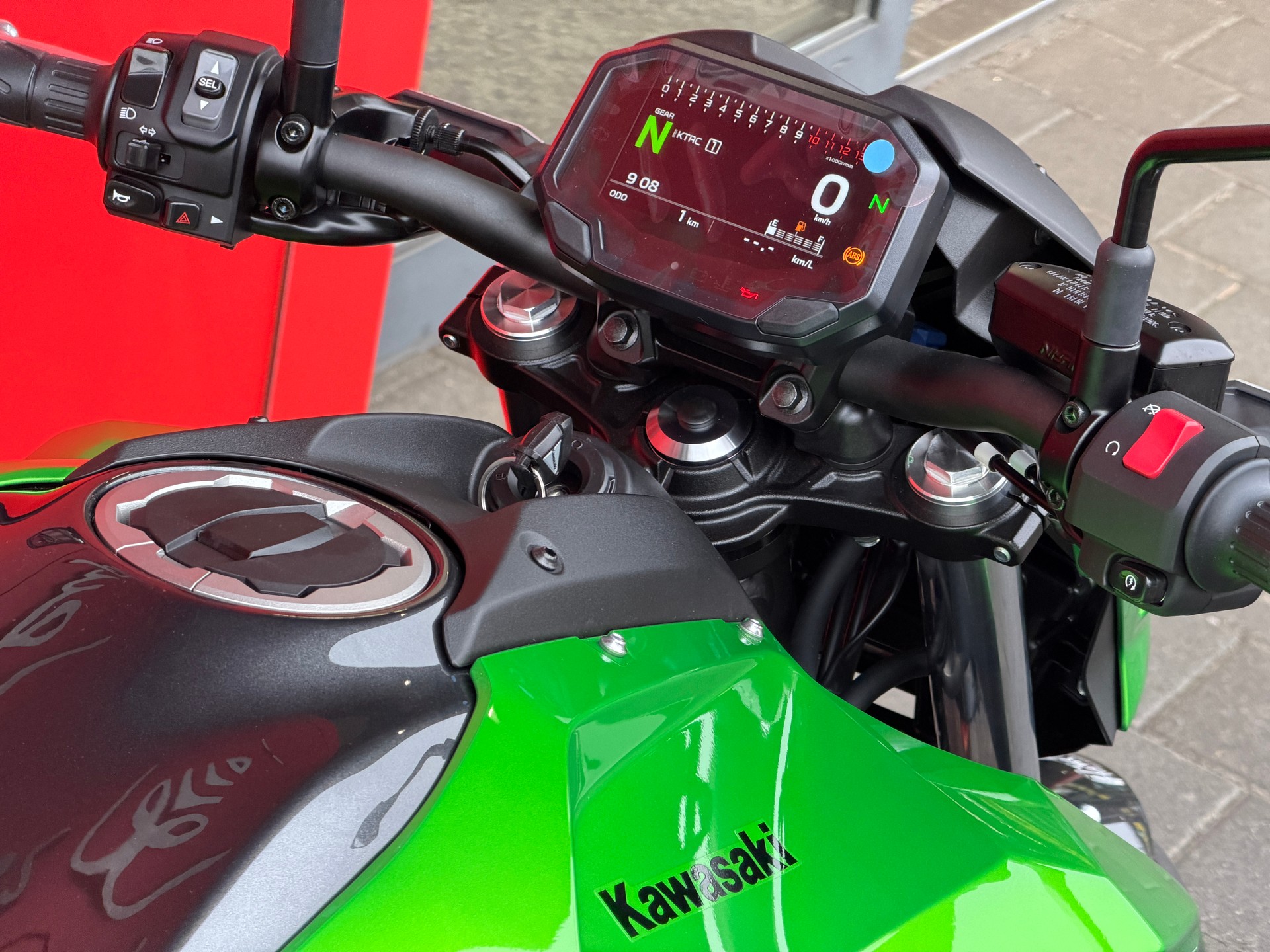 KAWASAKI Z 650 S-image-6