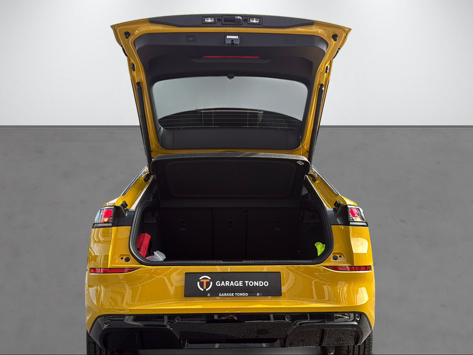 VW T-Roc 1.5 eTSI R-Line DSG-image-11