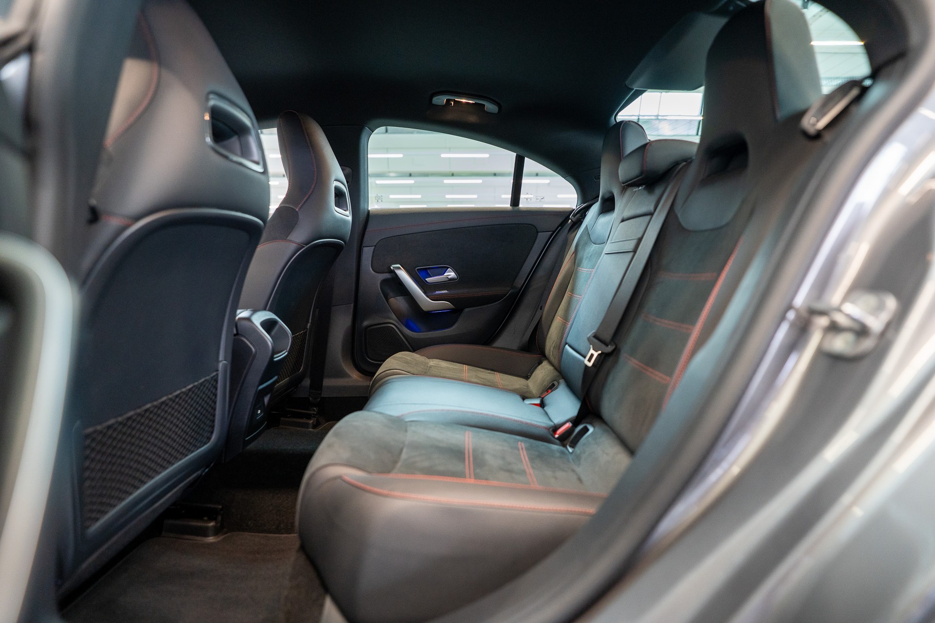 MERCEDES-BENZ CLA 220 AMG Line 4matic / Facelift / Rückfahrkamera / Ambientebeleuchtung-image-12