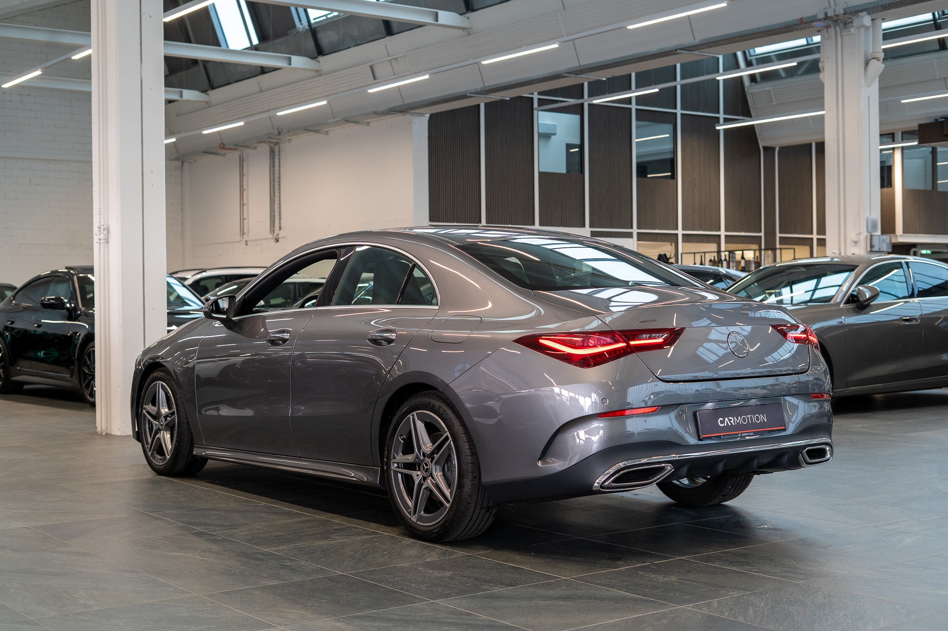 MERCEDES-BENZ CLA 220 AMG Line 4matic / Facelift / Rückfahrkamera / Ambientebeleuchtung-image-7