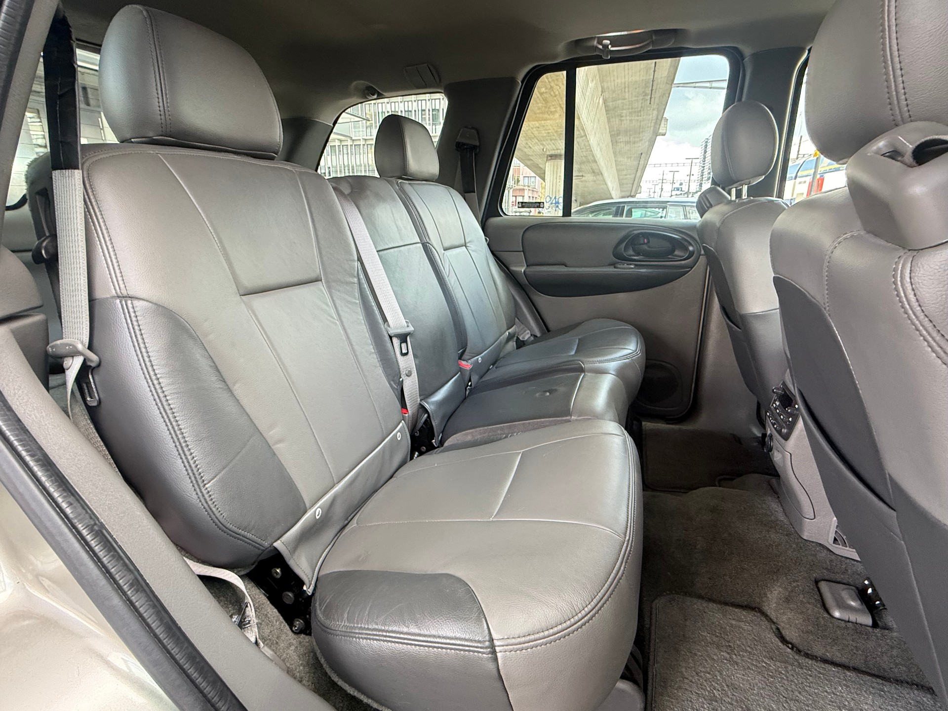 CHEVROLET TrailBlazer 4.2 LTZ-image-14