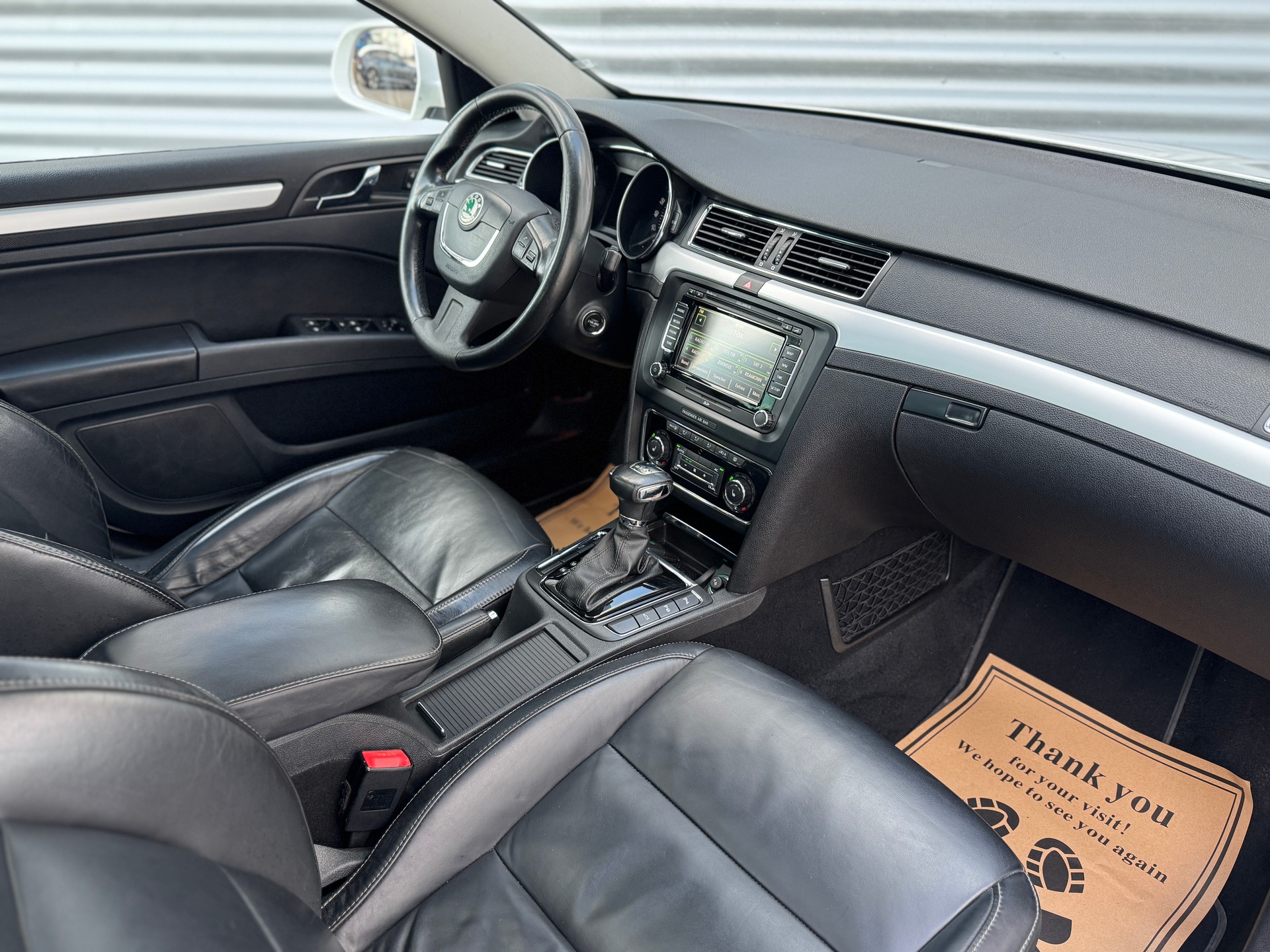 SKODA Superb Combi 2.0 TSI Ambition DSG-image-7