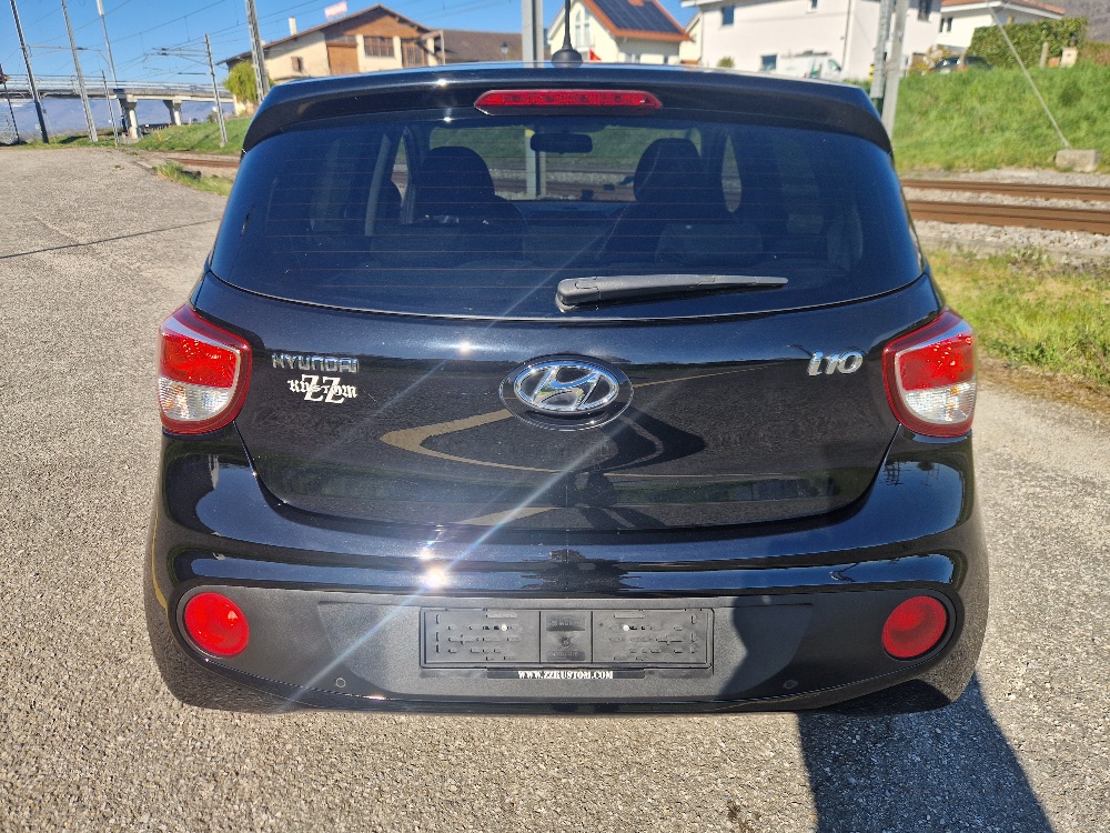 HYUNDAI i10 1.2 Amplia Automatic-image-7