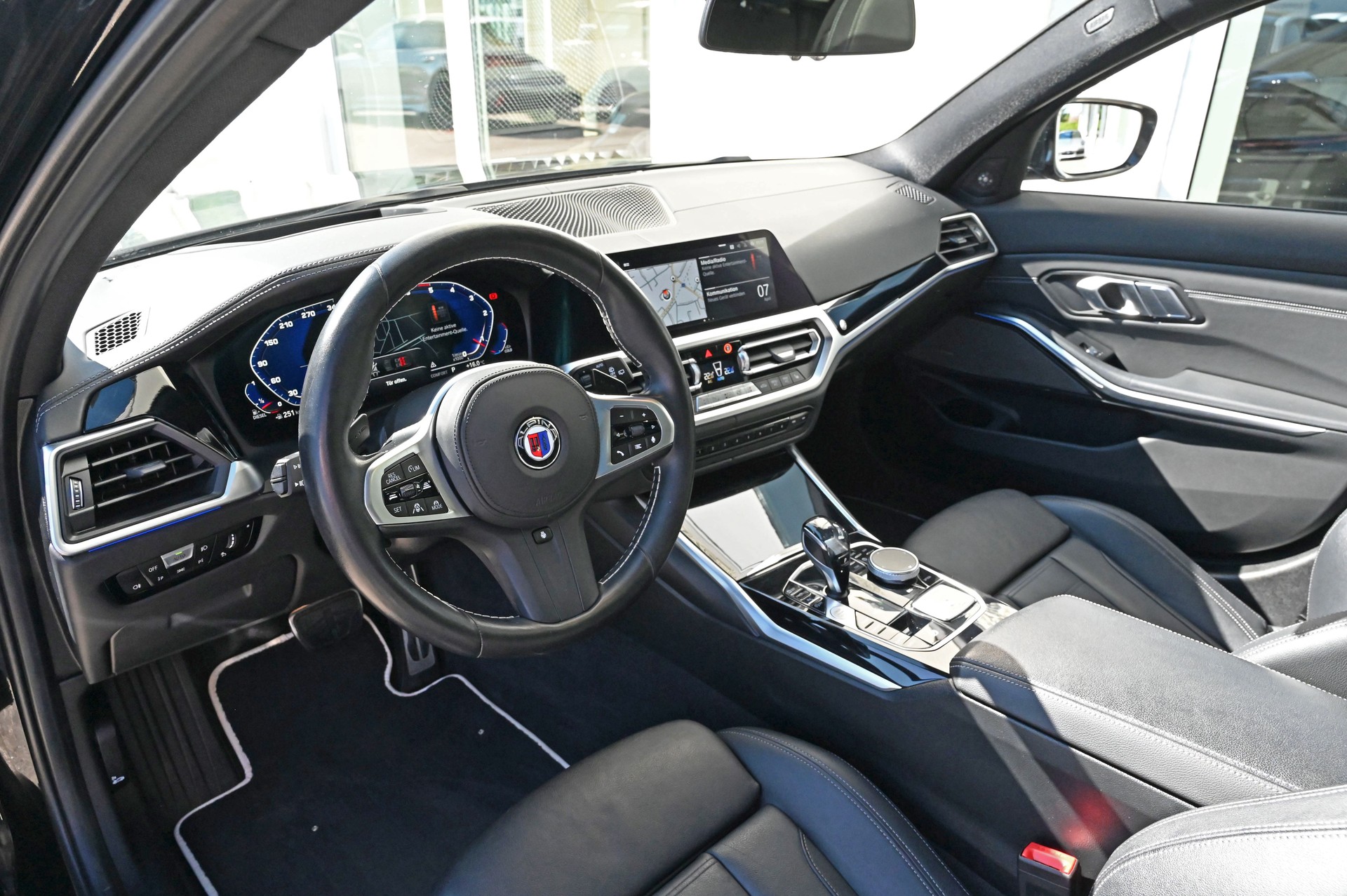 BMW-ALPINA D3 S BiTurbo Touring 3.0d xDrive Switch-Tronic-image-11