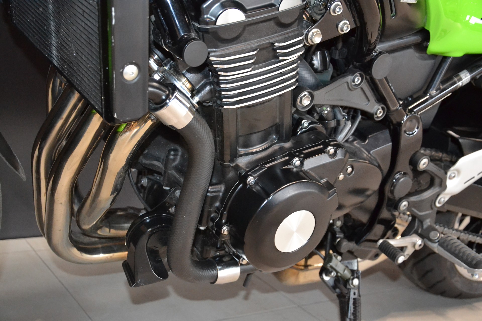 KAWASAKI Z 900 RS-image-8