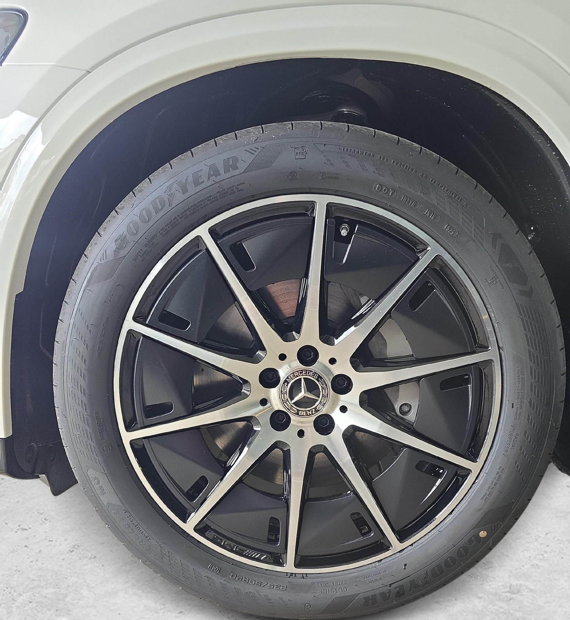 MERCEDES-BENZ GLC 400 4MATIC EQ Technology-image-13