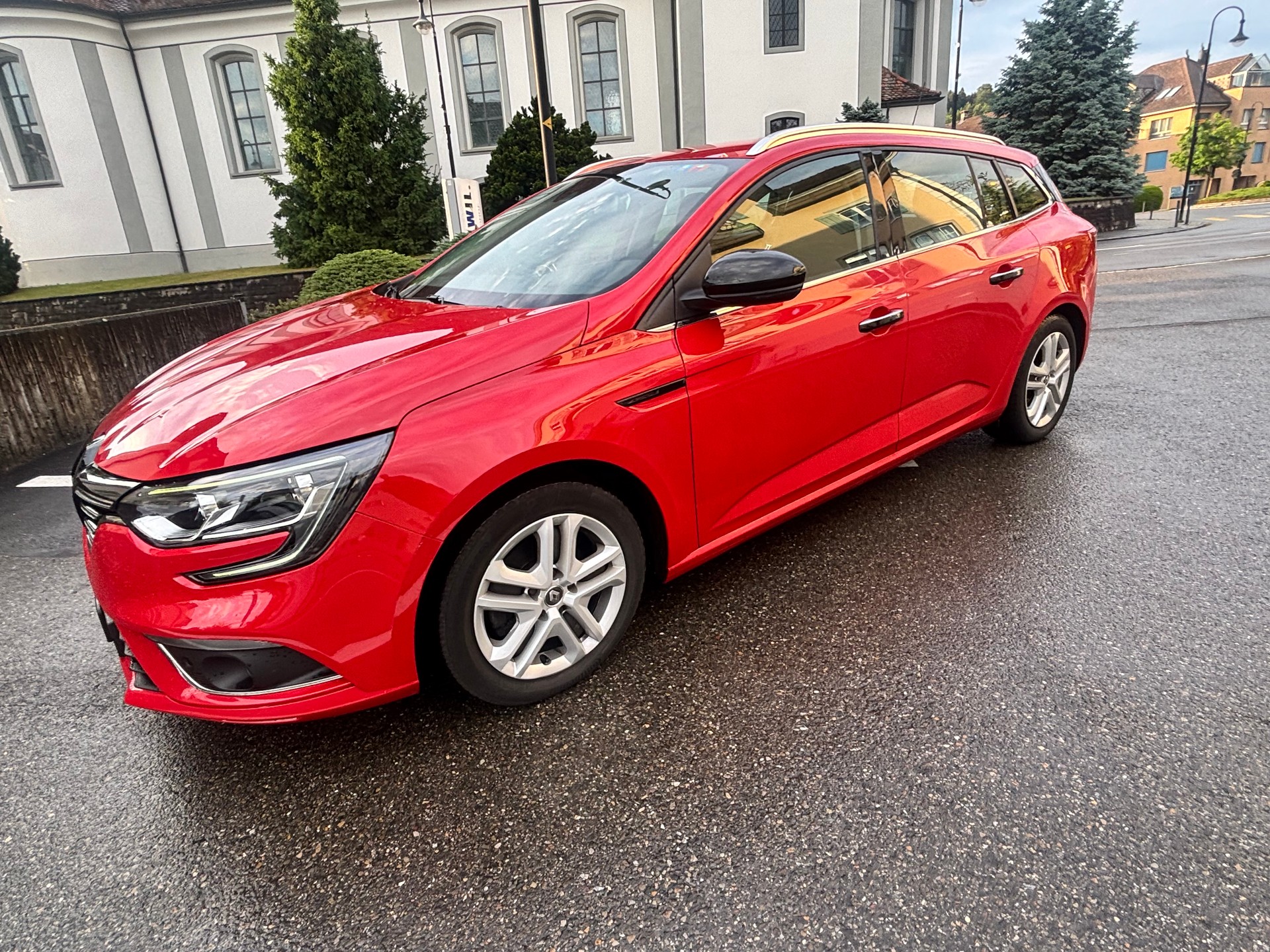 RENAULT Mégane Grandtour 1.5 dCi Business EDC-image-7