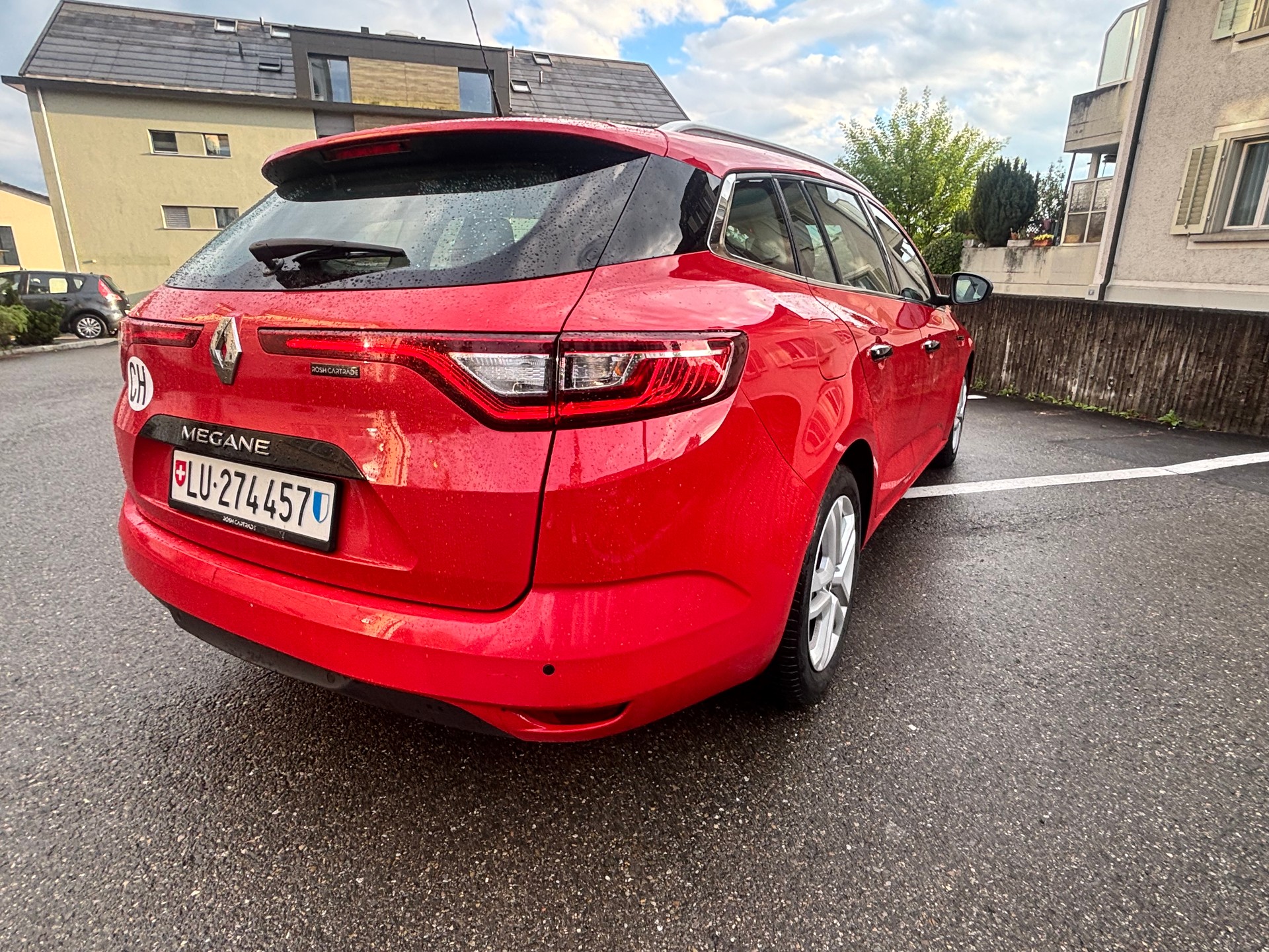 RENAULT Mégane Grandtour 1.5 dCi Business EDC-image-8