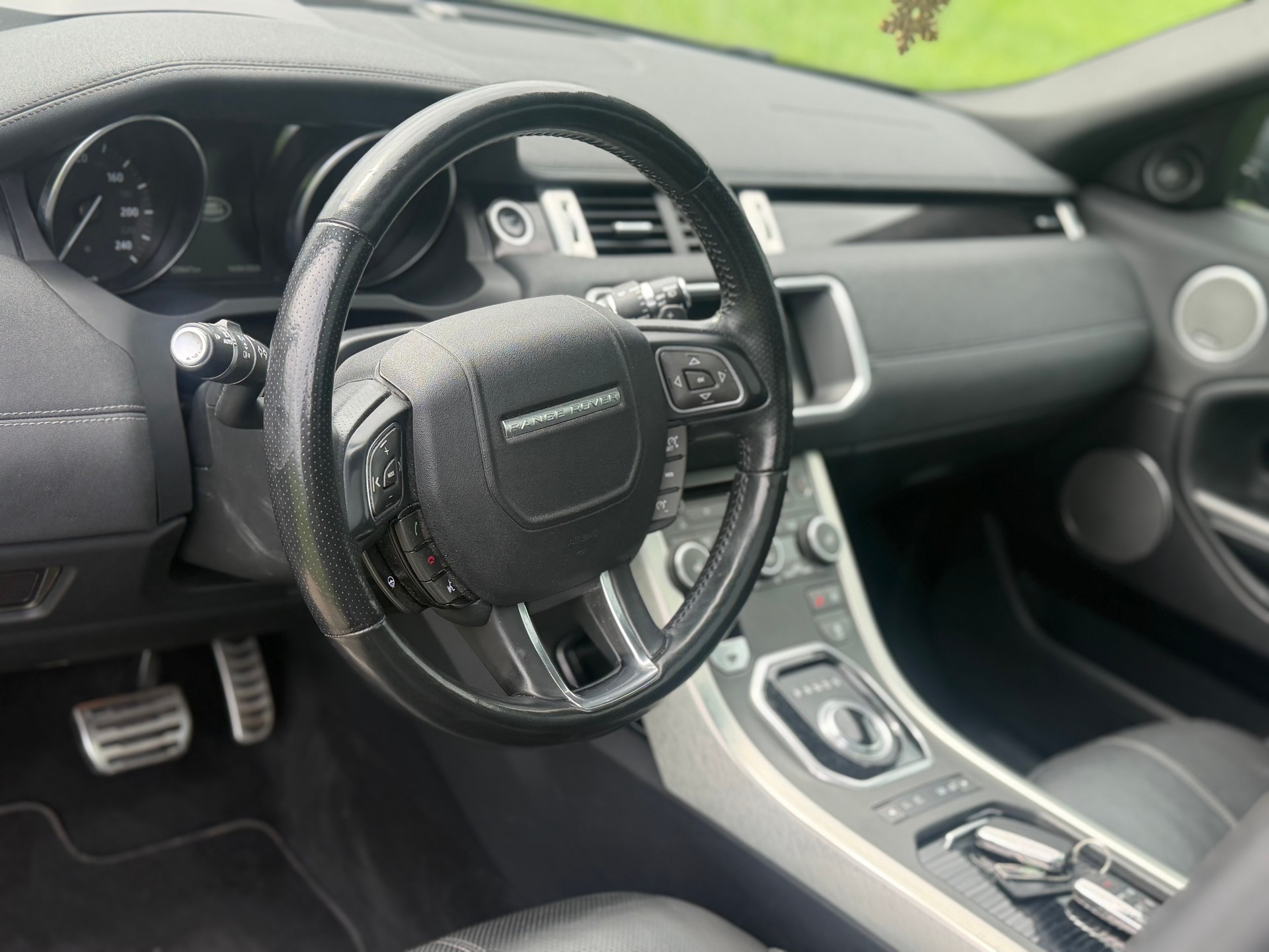 LAND ROVER Range Rover Evoque 2.0 TD4 HSE Dynamic AT9-image-11